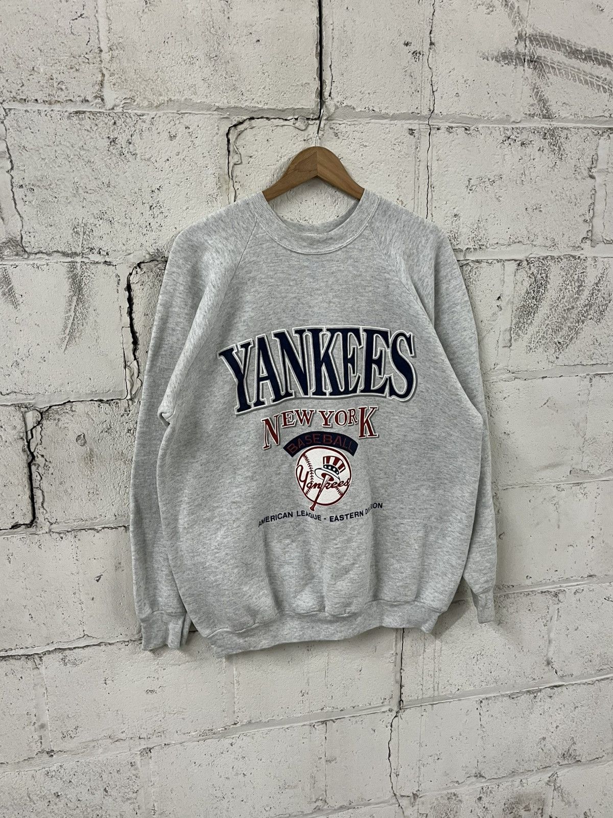New York Yankees Vintage NY Yankees 90s crewneck streetwear hype sports boxy Size US XL / EU 56 / 4 - 3 Thumbnail