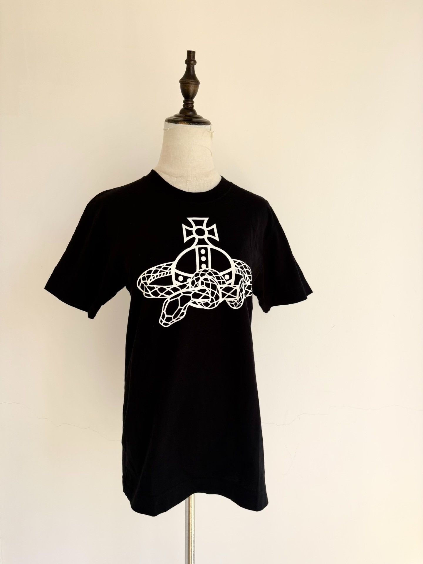 Vivienne Westwood Vivienne Westwood Snake Year Limited Saturn T-shirt Size US XS / EU 42 / 0 - 1 Thumbnail