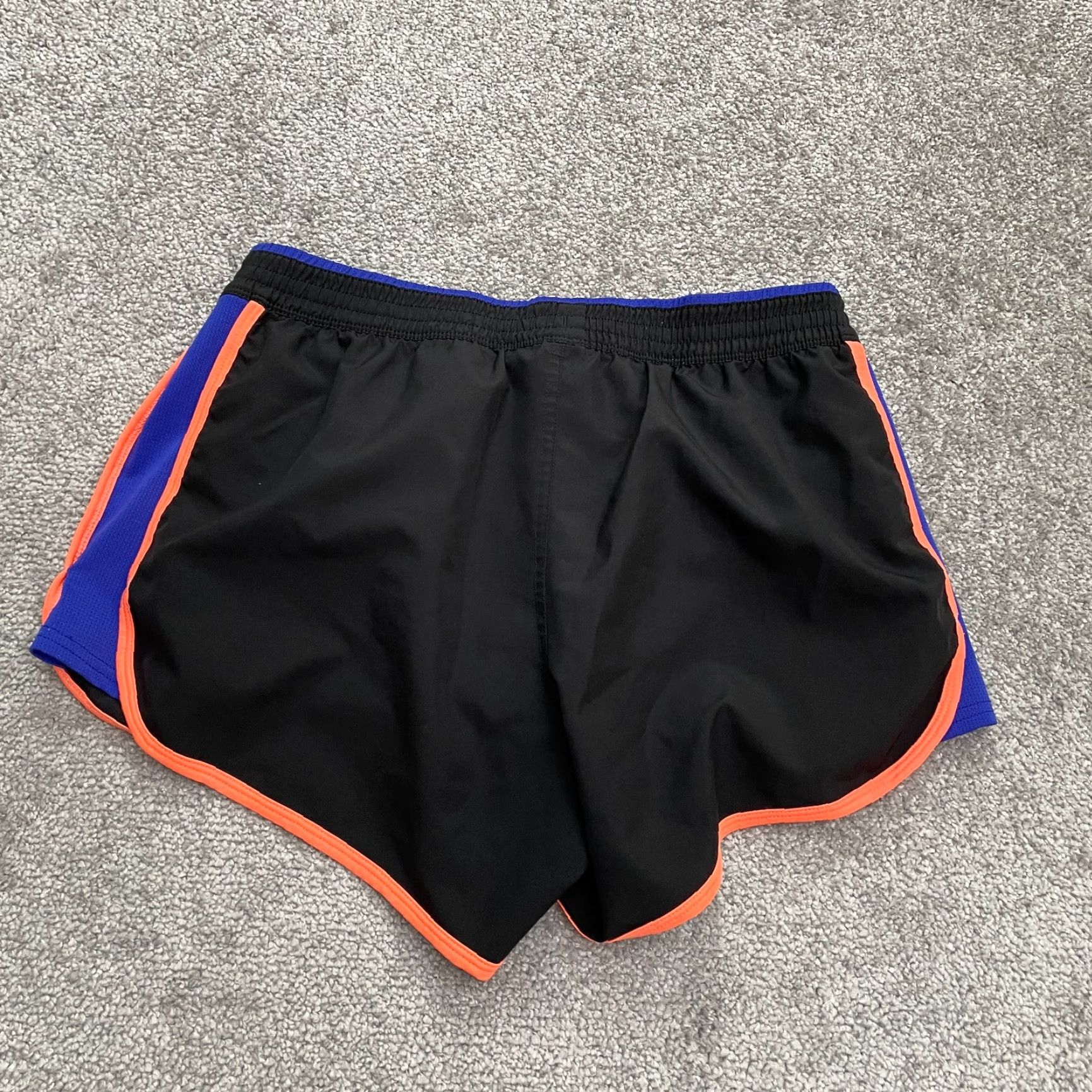 The North Face The North Face Flight Series Active Shorts Womens Small Black Elastic Run 28x4 Size 28" / US 6 / IT 42 - 2 Thumbnail