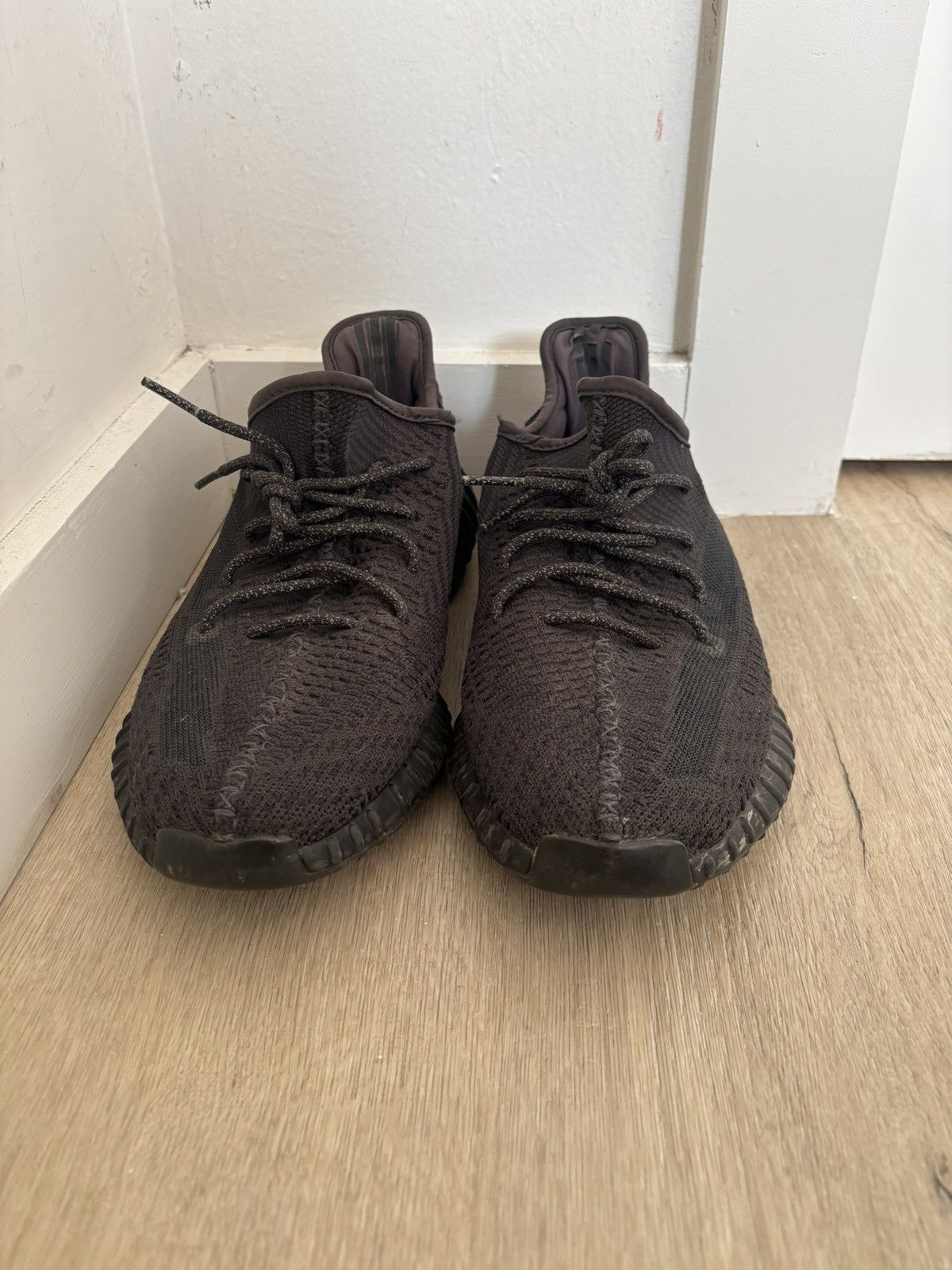 Yeezy Addidas Yeezy 350 V2 Black Non-Reflective Size US 12 / EU 45 - 3 Thumbnail