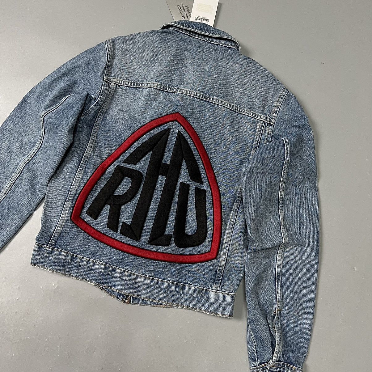 Rhude × Zara RHUDE x Zara CROPPED DENIM JACKET LIMITED EDITION size S Size US S / EU 44-46 / 1 - 1 Thumbnail