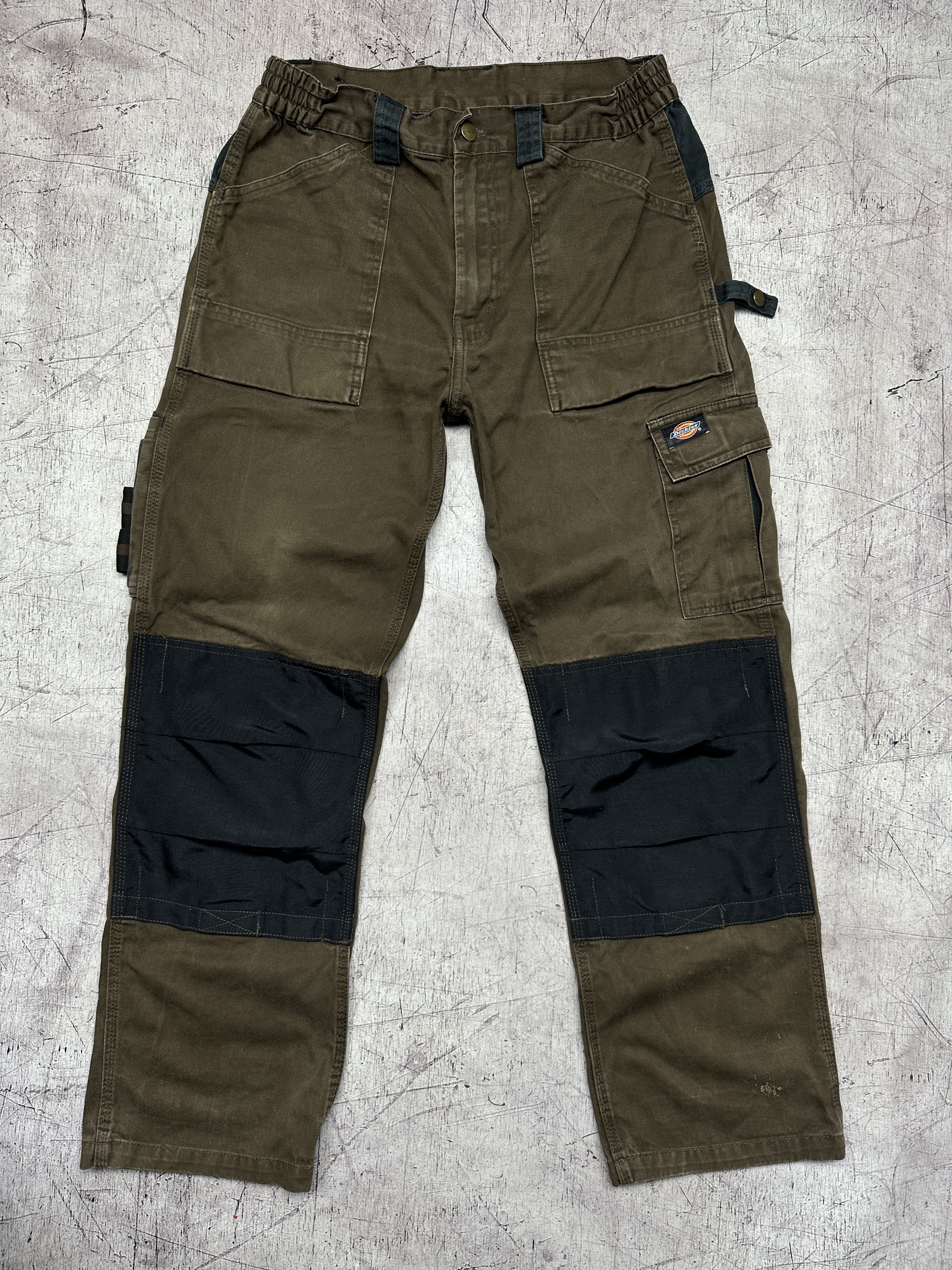 Dickies Dickies Mens Workwear Cargo Pants Distressed Size US 34 / EU 50 - 1 Thumbnail