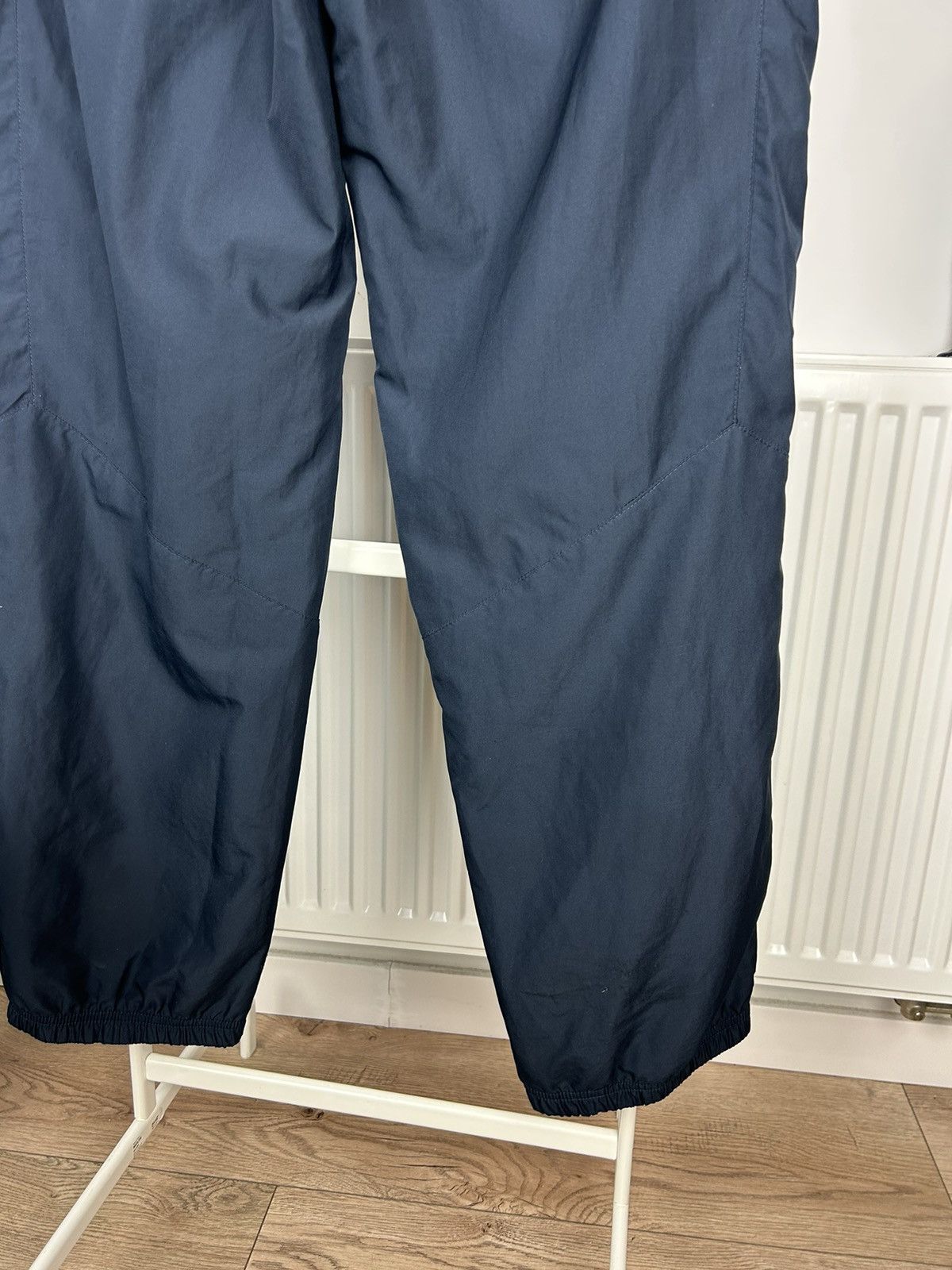 Nike × Vintage Nike Nylon Baggy Swoosh Logo Overisize y2k Pants Joggers Size US 34 / EU 50 - 8 Thumbnail