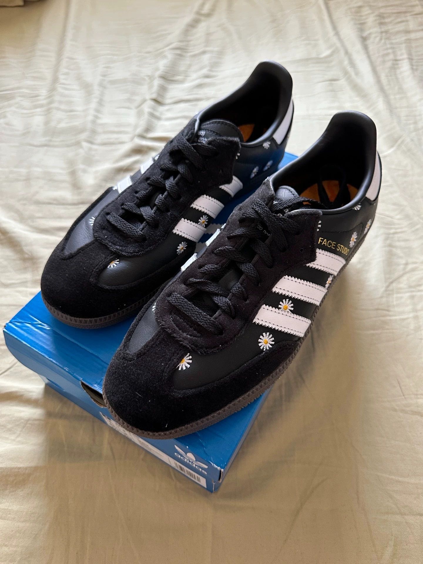 Adidas adidas Samba atmos x FACE x Originals Daisy Limited 43 1/3 Size US 9.5 / EU 42-43 - 8 Thumbnail