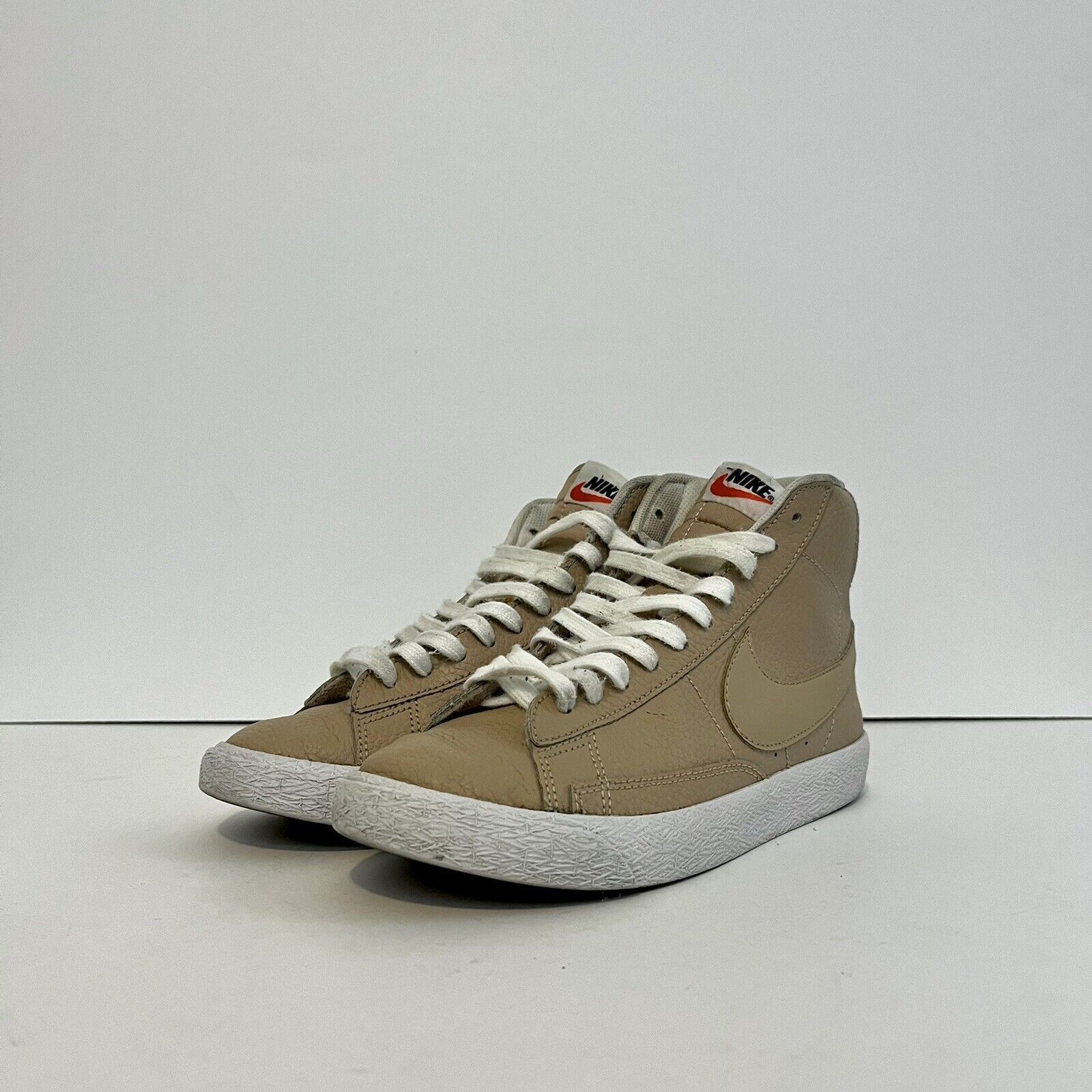 Nike 2016 Nike Blazer Leather Mid GS Linen 895850 202 Rare 5Y 6.5 Size US 6.5 / IT 36.5 - 2 Thumbnail
