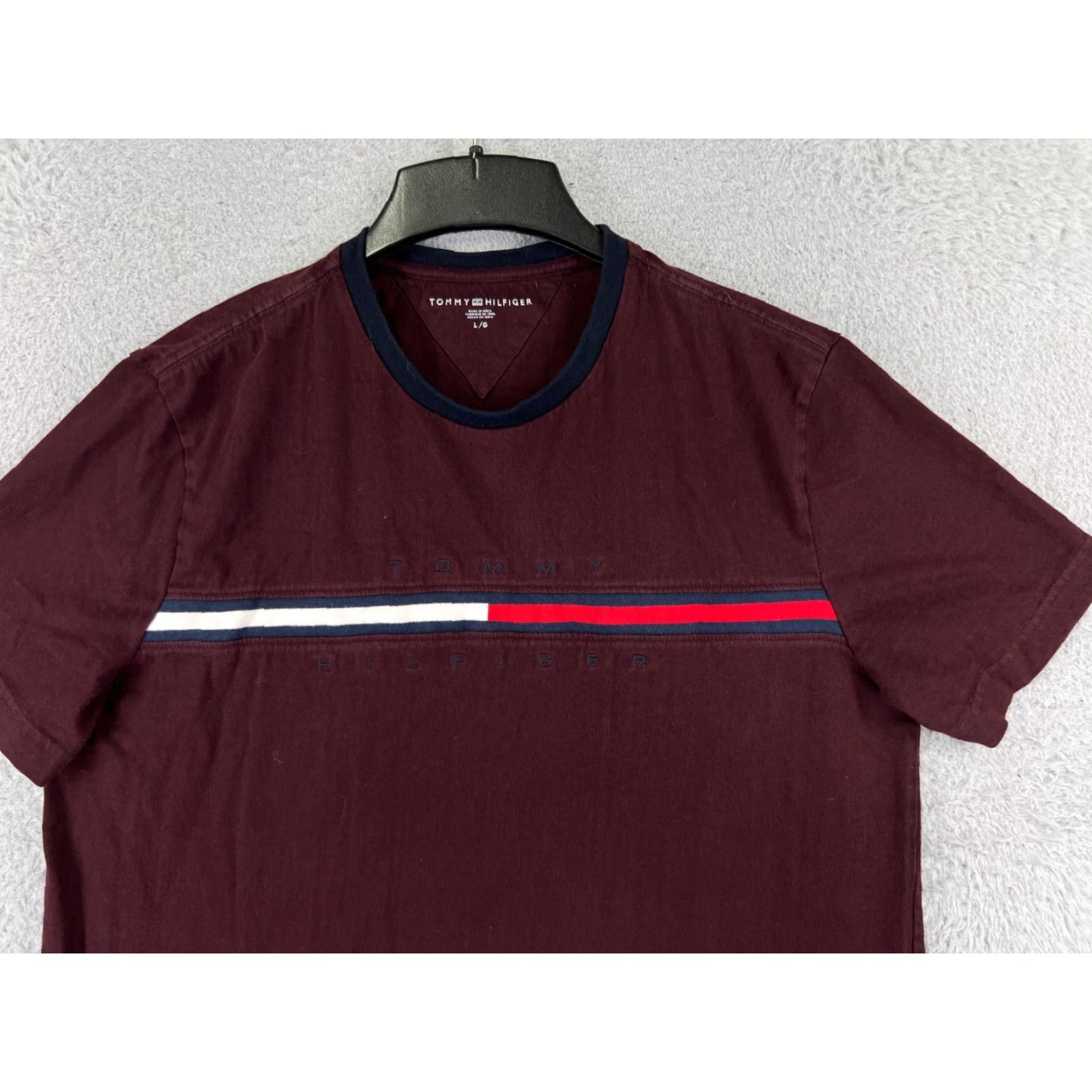 Tommy Hilfiger VINTAGE Tommy Hilfiger Shirt Men’s L Red Stripe Crew Neck 100% Cotton Logo All Seasons Short Sleeve - Mens Size US L / EU 52-54 / 3 - 4 Thumbnail