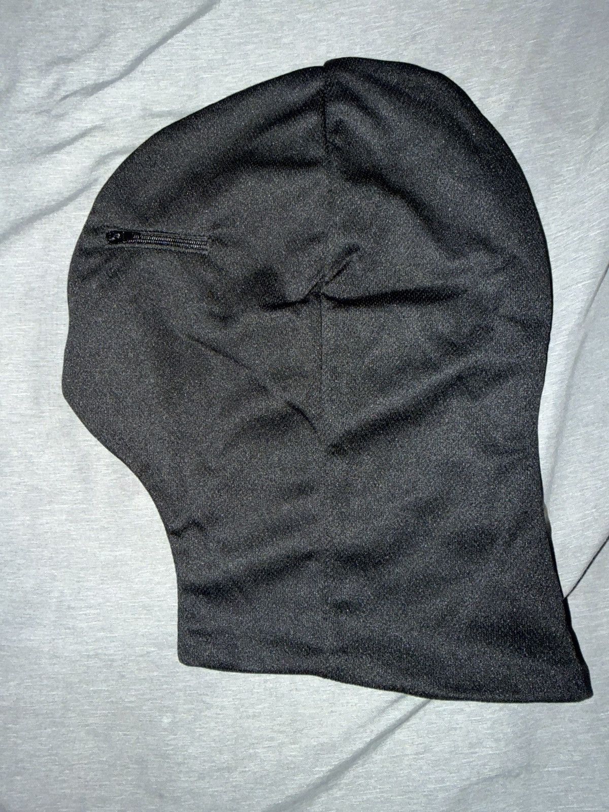 Yeezy YEEZY DONDA MASK / ZIPPER MASK IN BLACK (BRAND NEW) Size ONE SIZE - 3 Thumbnail