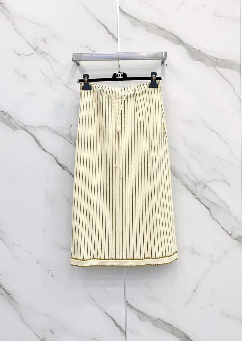 Gucci Size S Gold thread gold-rimmed wool skirt 2504-Nexta