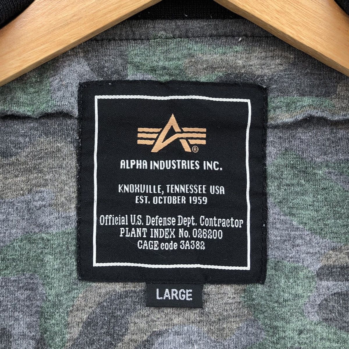 Alpha Industries Alpha Industries camouflage "MA-1 Nylon Bomber Jacket Size US M / EU 48-50 / 2 - 16 Thumbnail