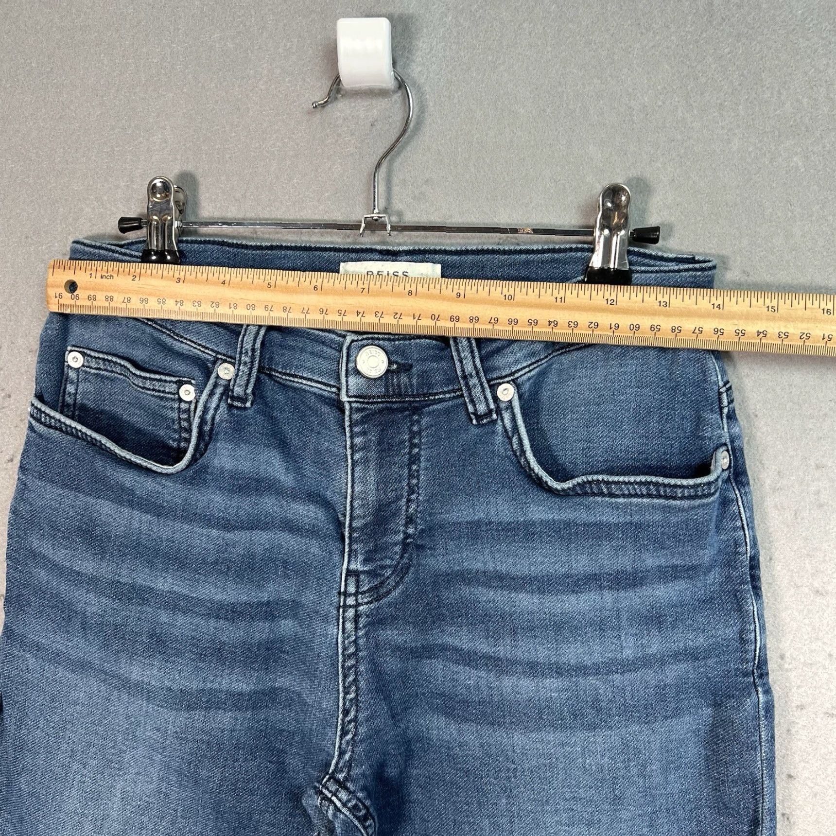 Reiss VINTAGE Reiss Womens Jeans Tapered Leg Cotton Blend Medium Wash Size 30 28in Inseam Blue Size 30" / US 8 / IT 44 - 3 Thumbnail