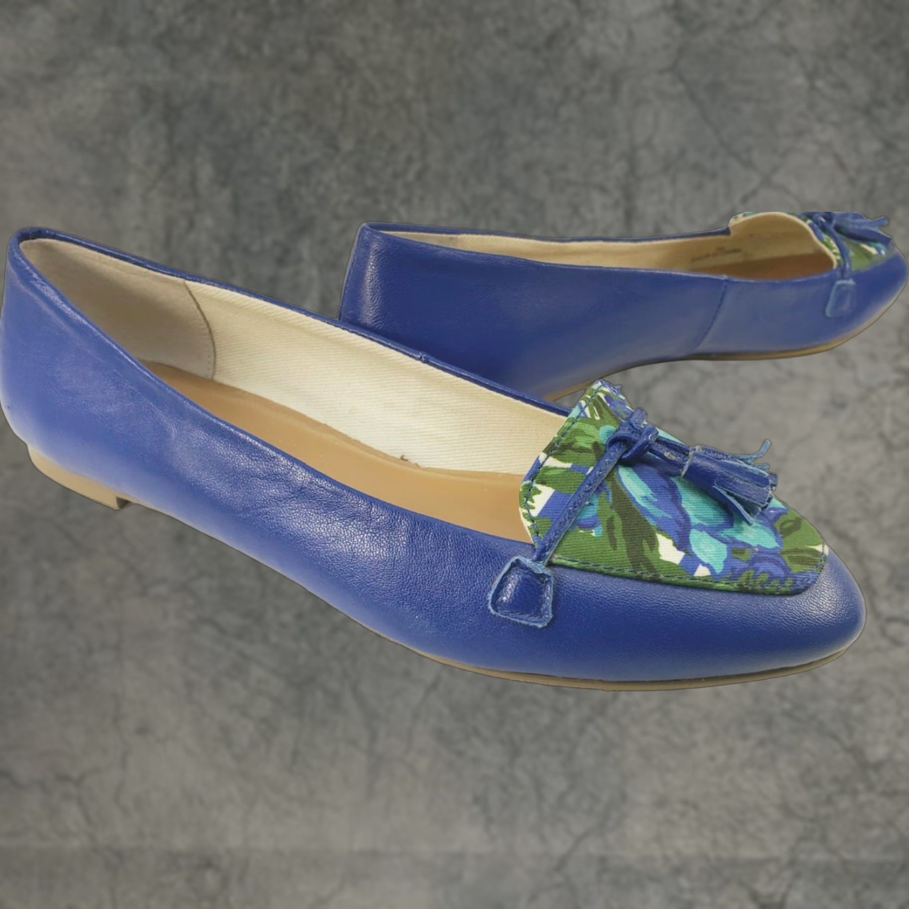 Talbots Talbots Flats Women's 7M Blue Tassel Painted Floral Vamp Very Cute! Shoes are in Like New Condition but have been worn once. Pre-owned. Size US 7 / IT 37 - 1 Thumbnail