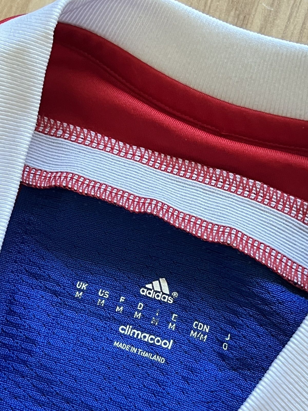 Adidas Adidas soccer jersey Bayern Munchen 2014 red football Size US M / EU 48-50 / 2 - 4 Thumbnail