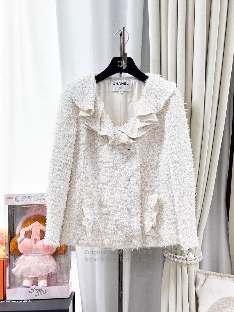 Chanel Chanel White ruffle tassel tweed woven long-sleeved jacket Size XXS / US 00 / IT 34 - 1 Thumbnail