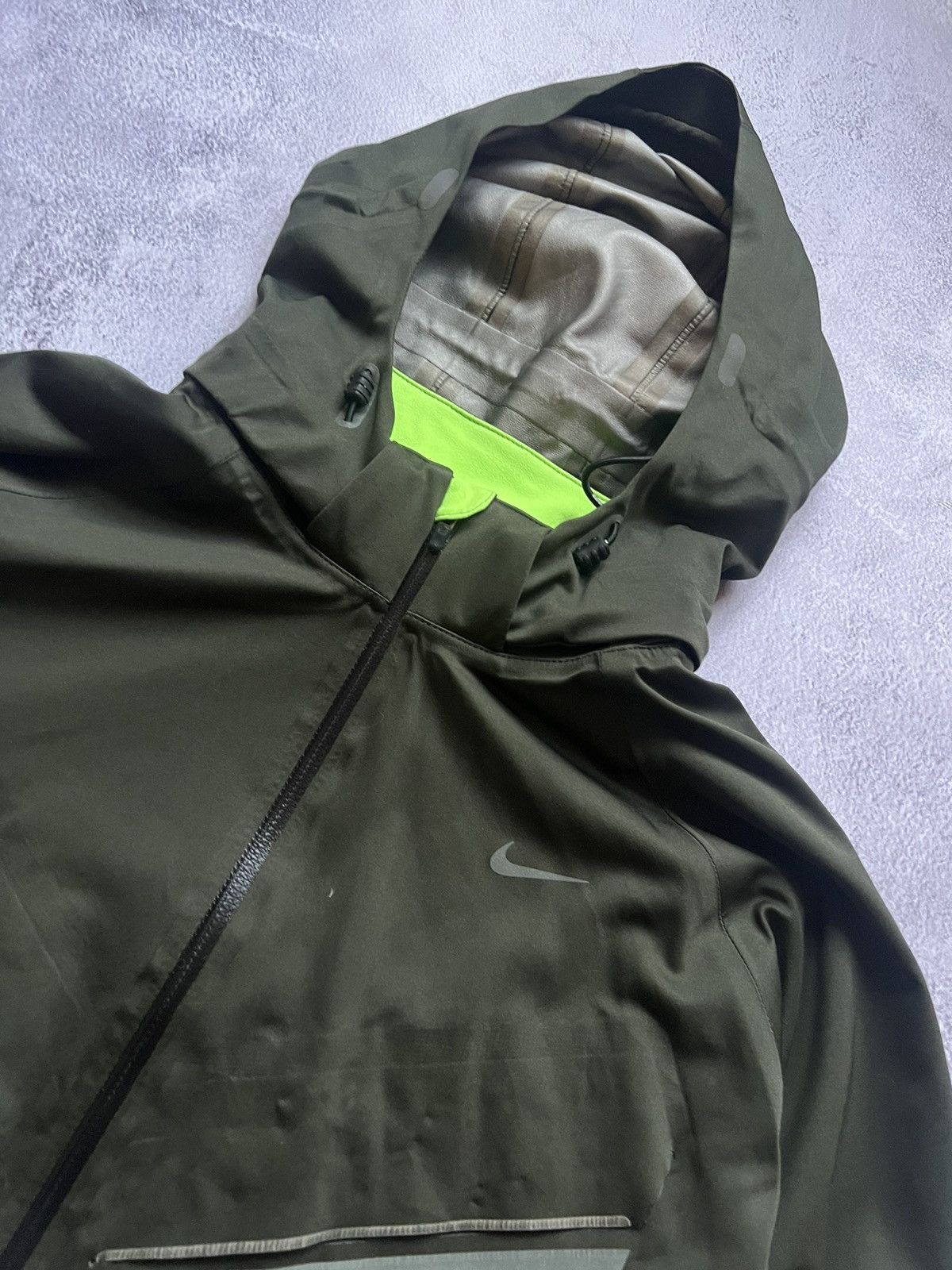 Nike × Vintage NIKE Storm Fit Reflective Hooded VAPOR 5 Running Jacket Size US L / EU 52-54 / 3 - 5 Thumbnail