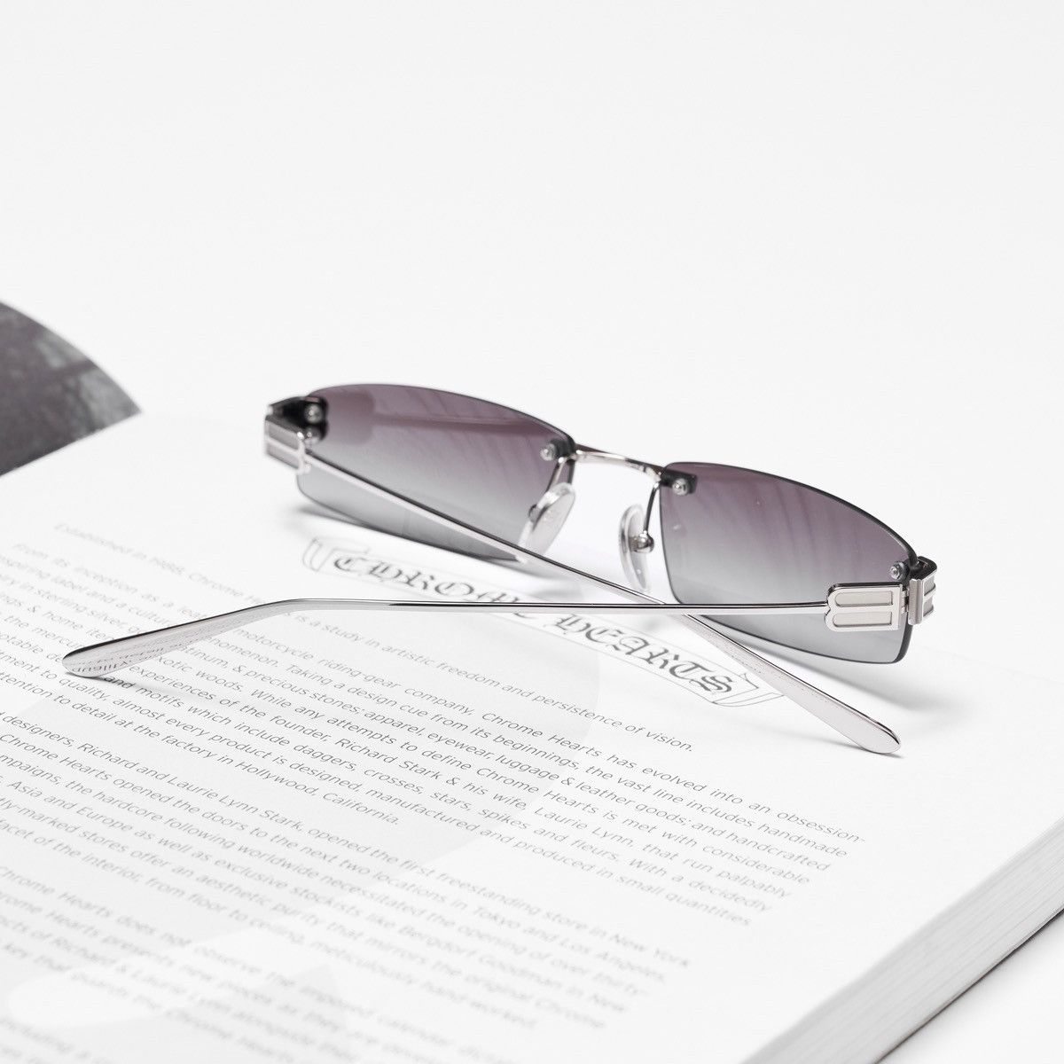 Balenciaga BALENCIAGA BB0488S 002 SUNGLASSES Size ONE SIZE - 7 Thumbnail