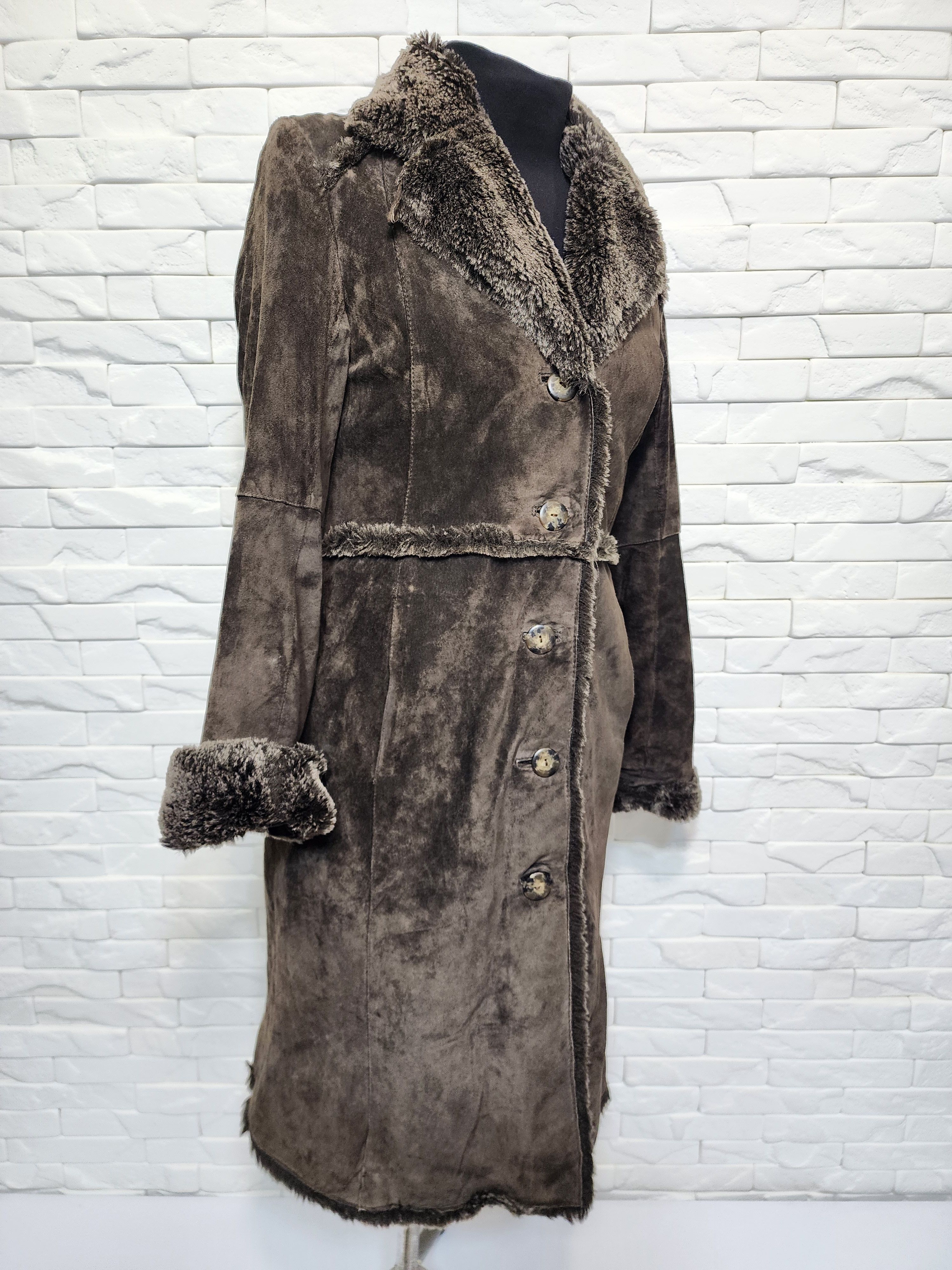 Genuine Leather Brown Leather Raincoat: Women's Long Vintage Suede Jacket Size M / US 6-8 / IT 42-44 - 4 Thumbnail
