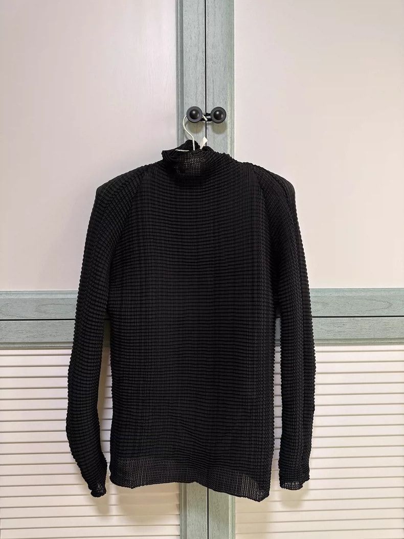 Issey Miyake Issey Miyake size:2 Black square pleated seeryarn long sle Size S / US 4 / IT 40 - 2 Thumbnail