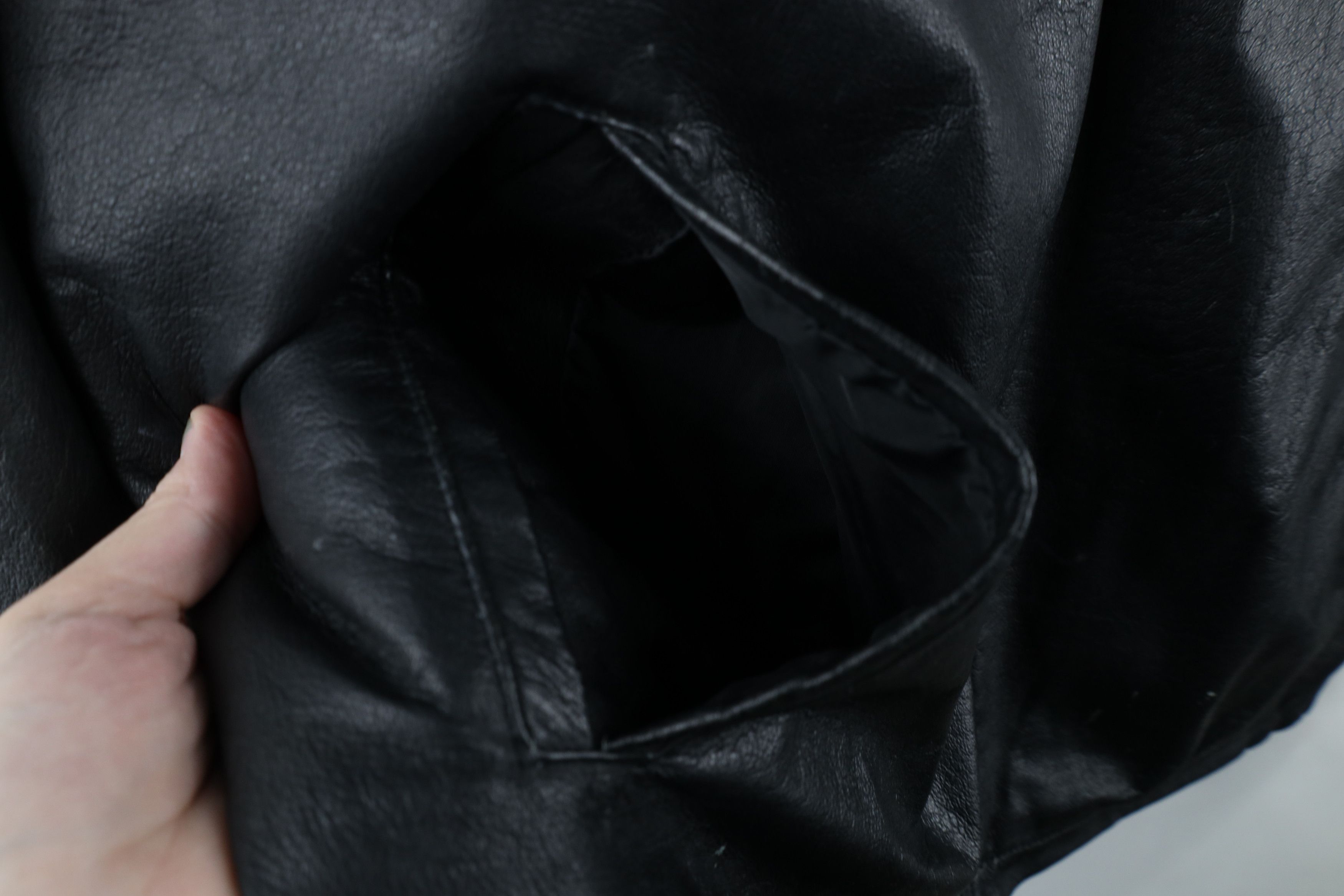 Vintage Vintage 90s Streetwear Full Zip Leather Bomber Jacket Black Size US M / EU 48-50 / 2 - 7 Thumbnail