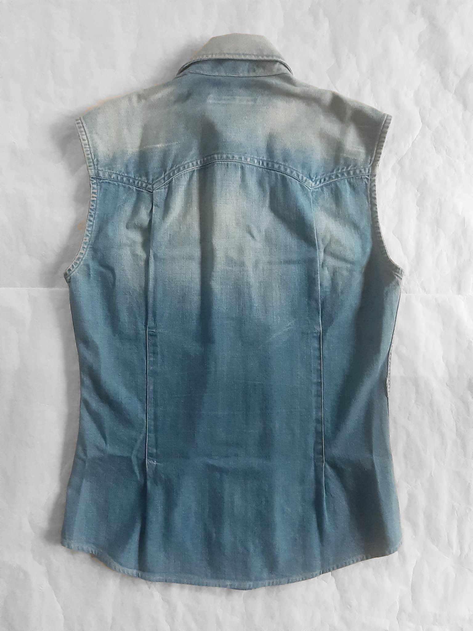 Gucci SS 2004 Gucci X Tom Ford Cowboy Western Denim Shirt Size US S / EU 44-46 / 1 - 3 Thumbnail