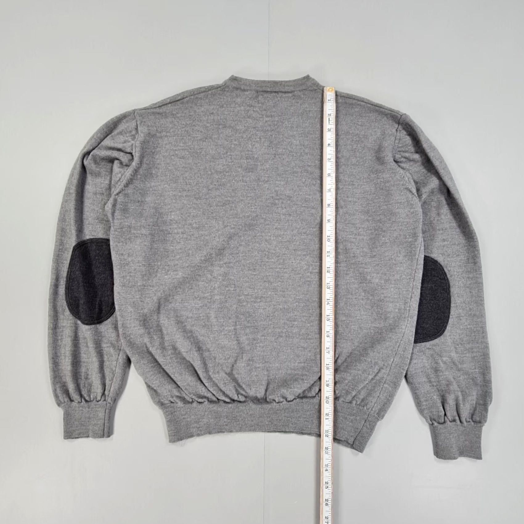 Vintage SAND Copenhagen Jumper Grey Small Merino Wool Extra Fine Knit V-Neck Long Sleeve Mens Pullover Knitwear Regular Fit Classic 90s? Size US S / EU 44-46 / 1 - 6 Thumbnail
