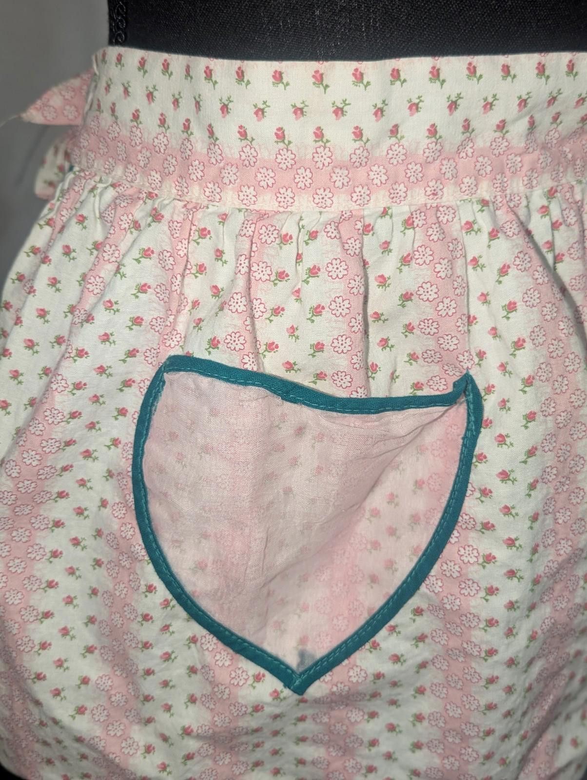 Handmade VTG 50s Sheer Heart Pink Flower Reversible Half Apron Kawaii Size ONE SIZE - 7 Thumbnail