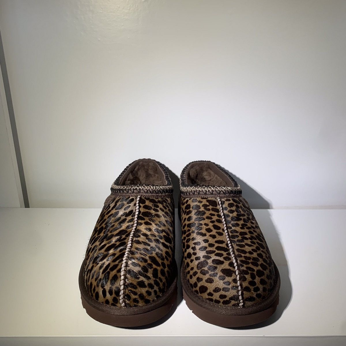 Ugg Ugg Tasman CASPIAN Size US 10 / IT 40 - 3 Thumbnail