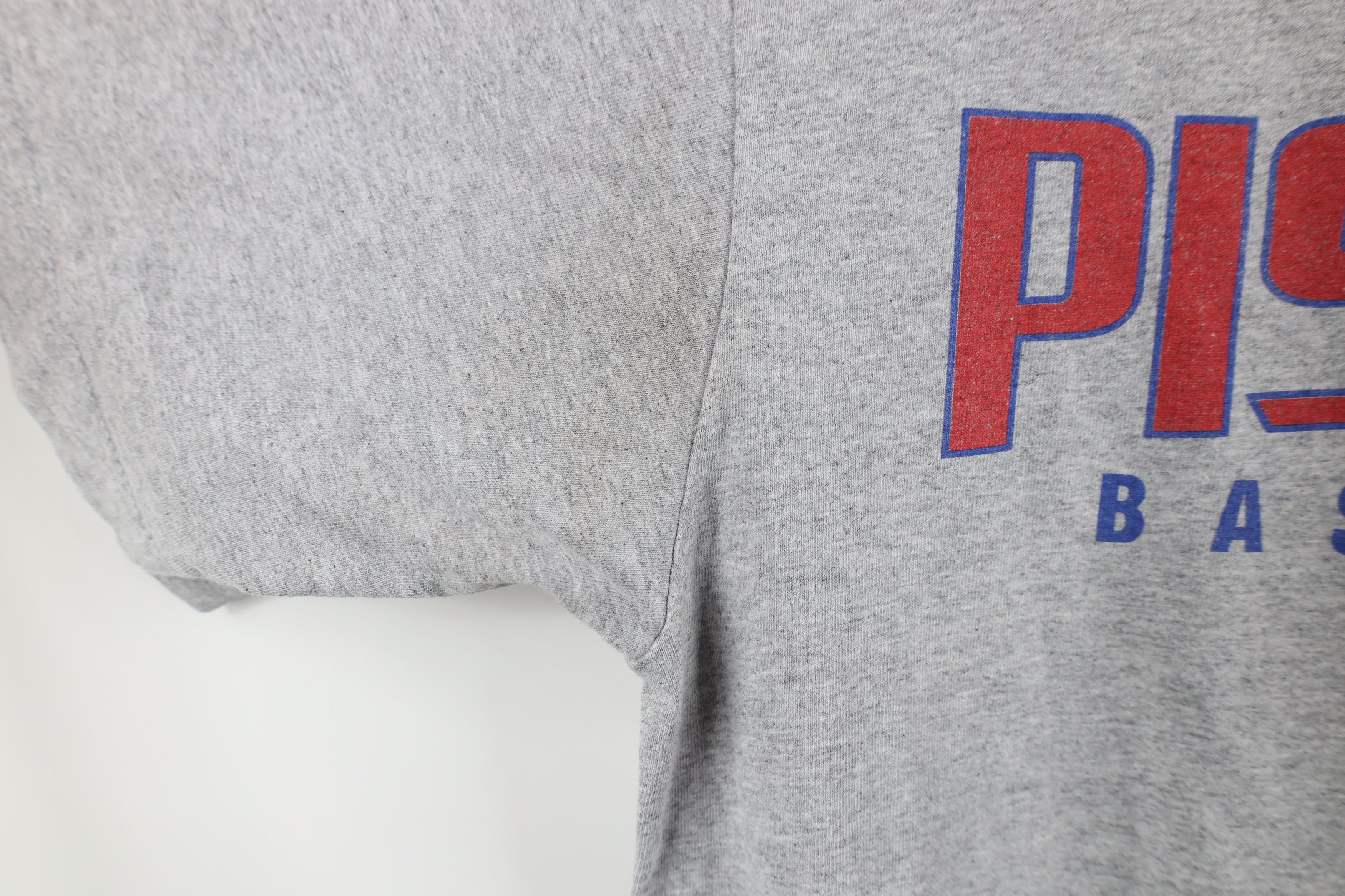 Adidas × Vintage Vintage Adidas Spell Out Detroit Pistons Basketball T-Shirt Size US M / EU 48-50 / 2 - 8 Thumbnail