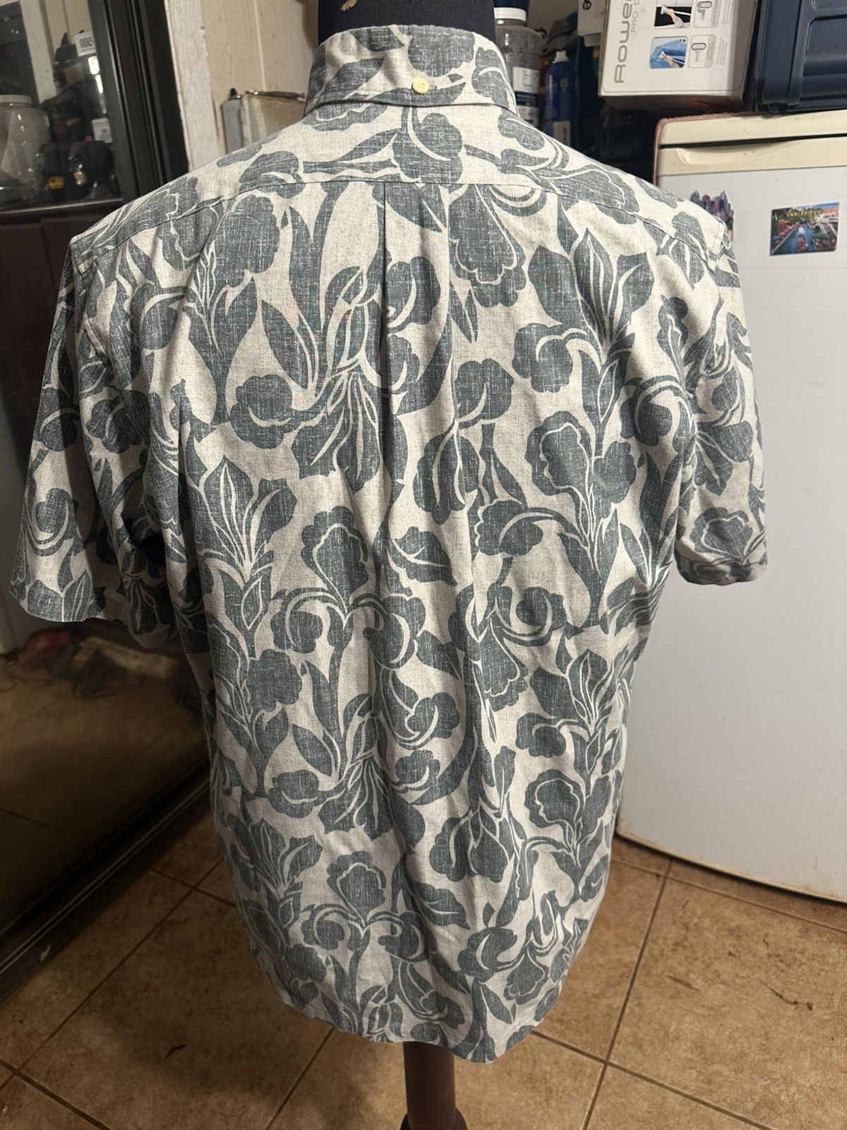 Reyn Spooner Reyn Spooner Gray Hawaiian Print 3/4 Button Men's Medium Size US M / EU 48-50 / 2 - 2 Thumbnail