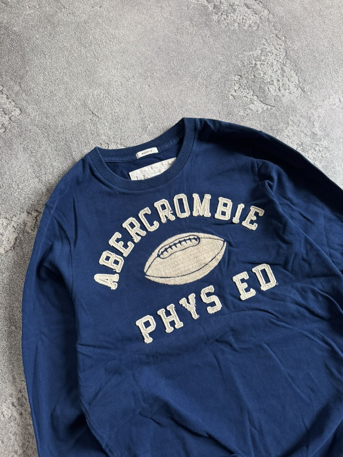 Abercrombie & Fitch Abercrombie & Fitch M/size sweatshirt jumper crewneck Y2K Size US M / EU 48-50 / 2 - 2 Thumbnail