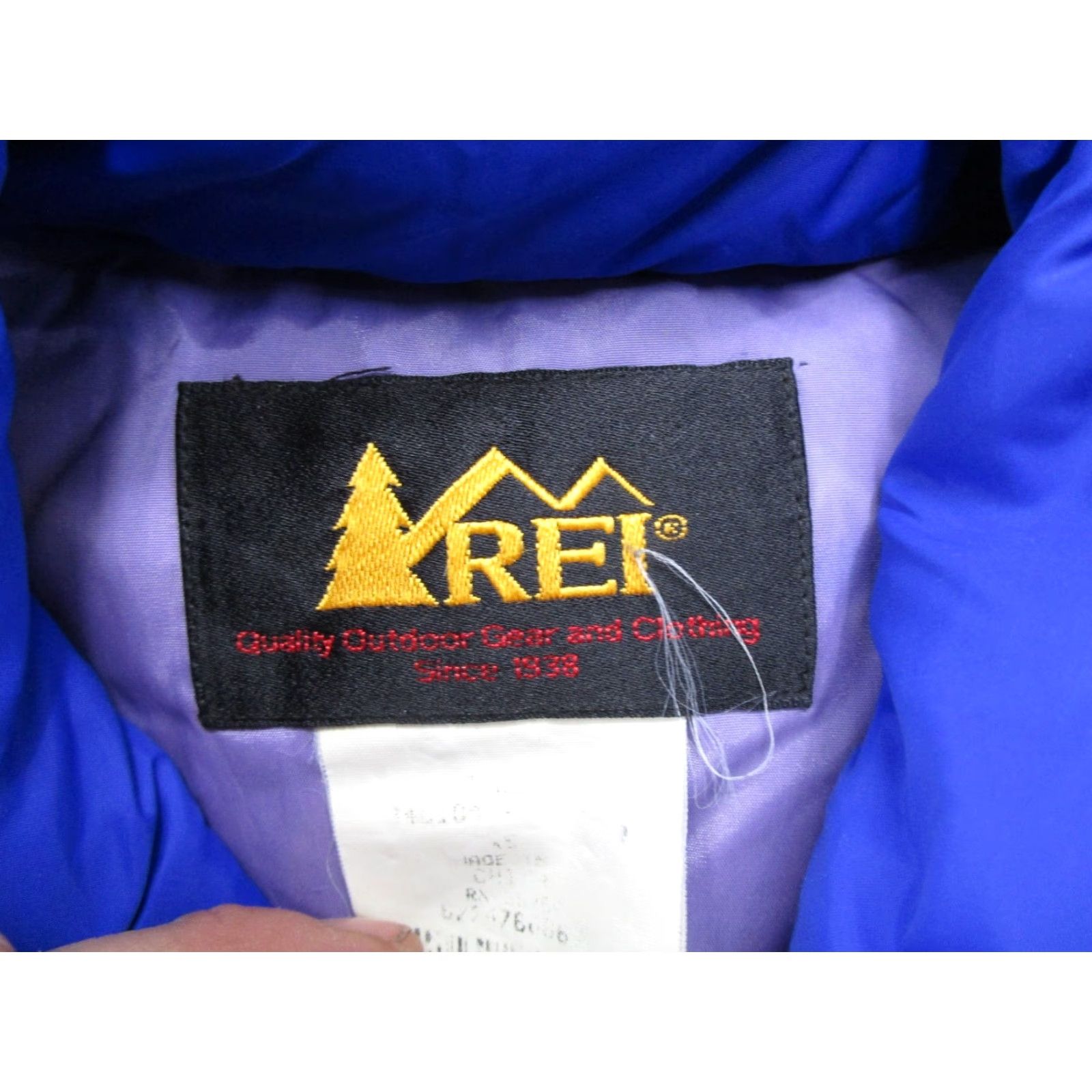 Vintage VINTAGE REI Vest Puffer Nylon Snap Up Blue Down Size US S / EU 44-46 / 1 - 2 Thumbnail