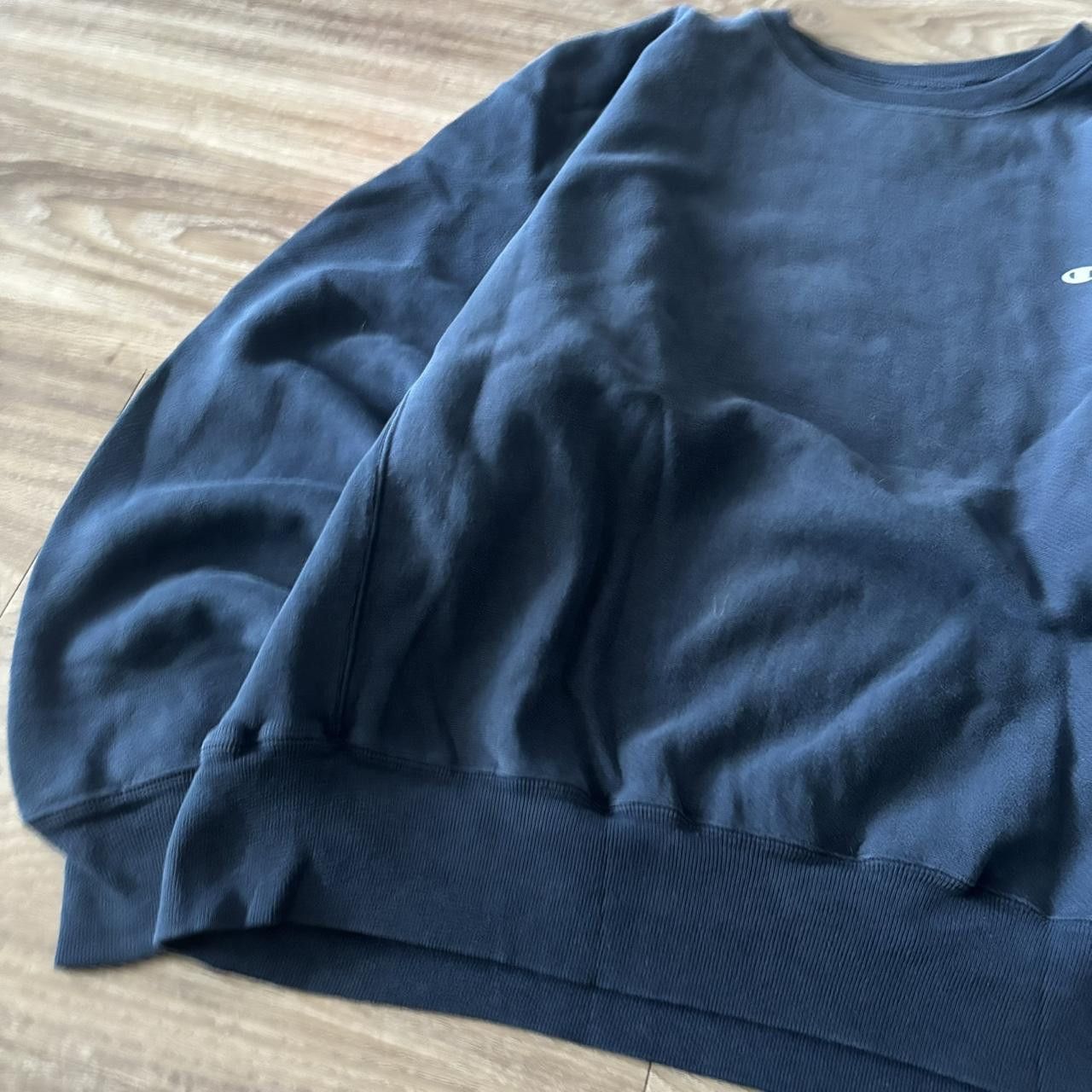 Champion Crazy Vintage 90s Navy Blue Champion Reverse Weave Essential Crewneck! Size XL Size US XL / EU 56 / 4 - 3 Thumbnail