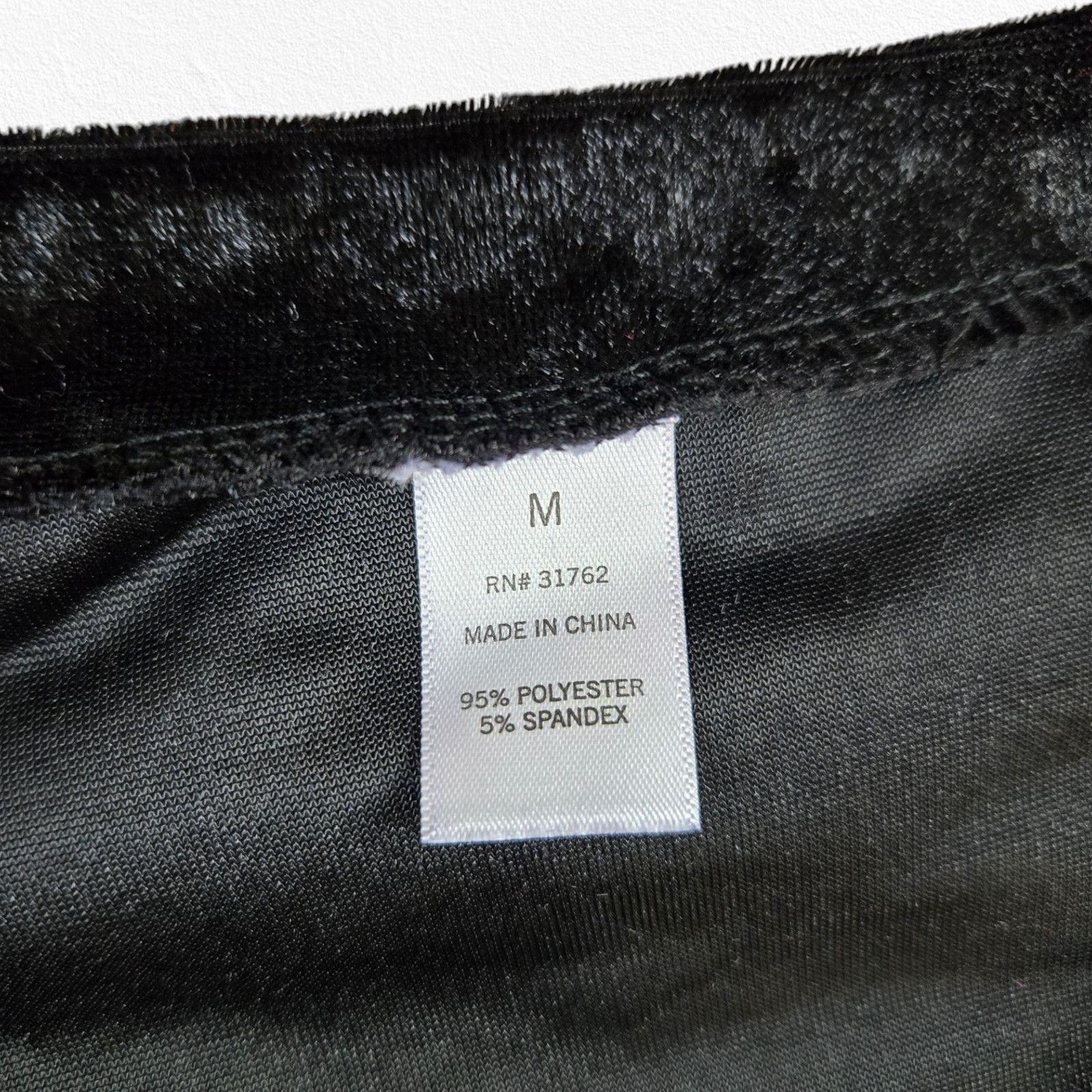 Other Black Velvet Long Sleeve Crewneck Velour Blouse Size Medium Size M / US 6-8 / IT 42-44 - 5 Thumbnail