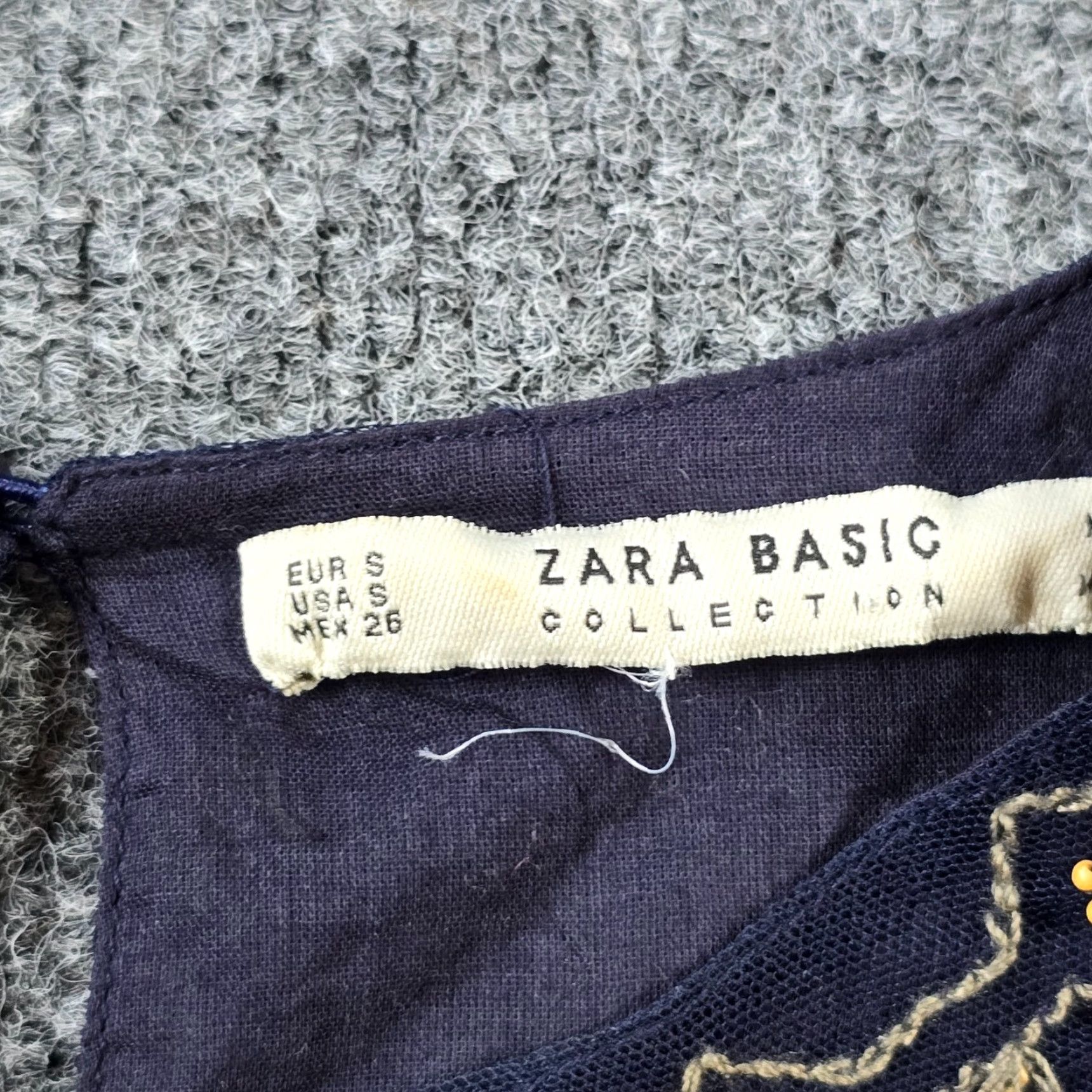 Zara Zara Blouse Womens Size Small Blue Embroidered Beaded Turquoise Boho Casual Shirt Size S / US 4 / IT 40 - 4 Thumbnail