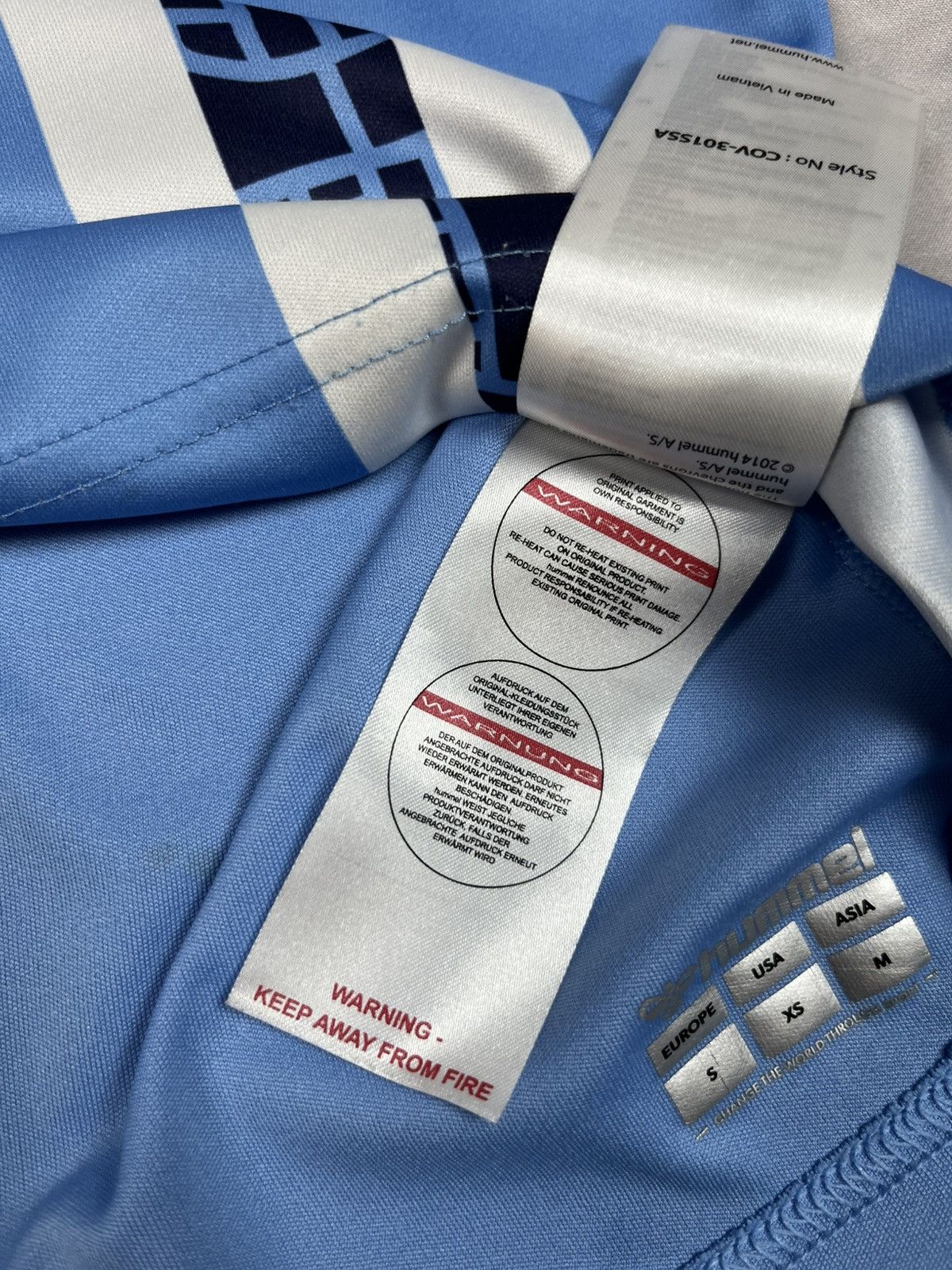 Hummel Hummel Coventry City 2021/22 Home Shirt S/M Size Jersey Size US S / EU 44-46 / 1 - 14 Thumbnail