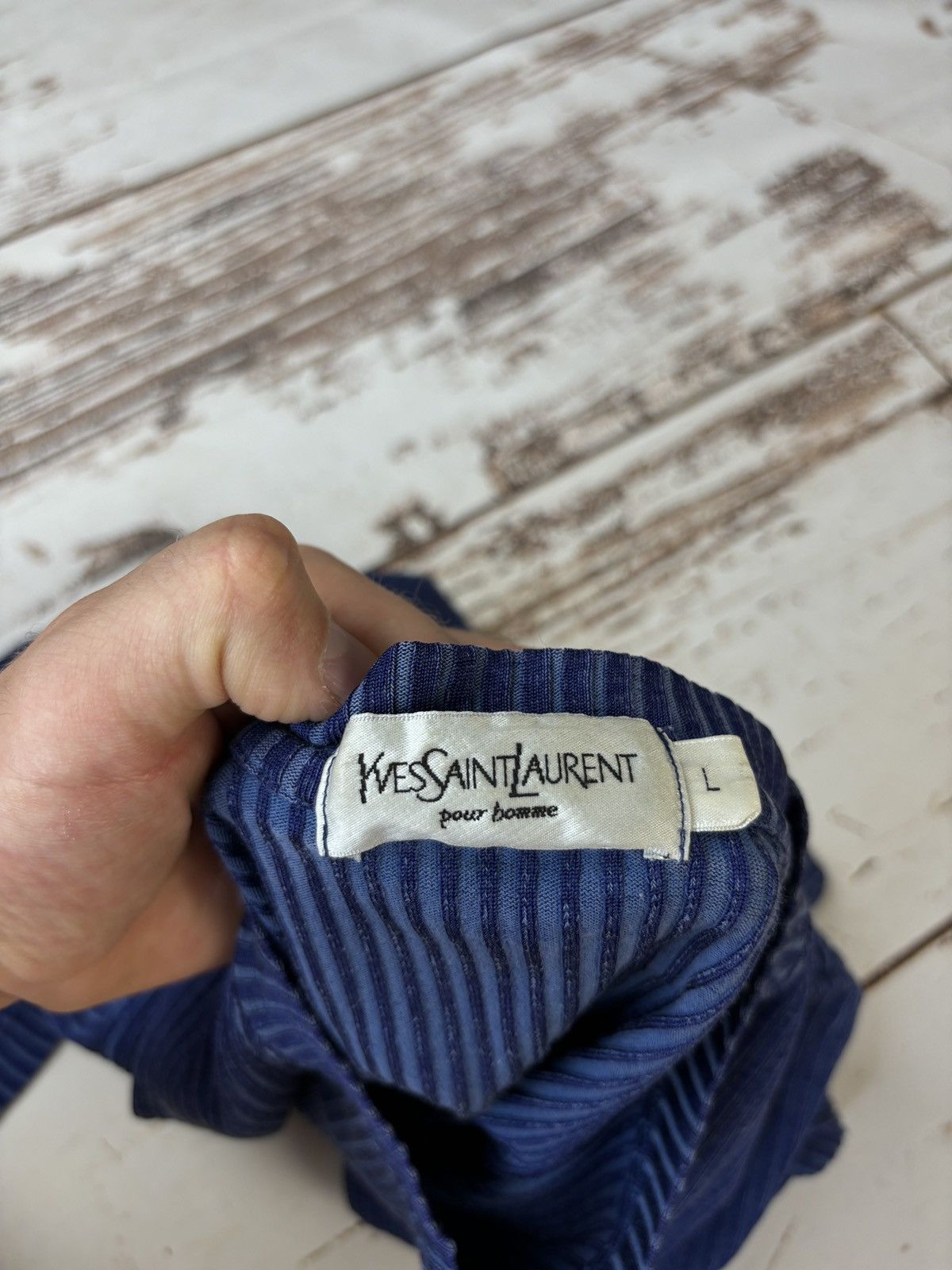 Yves Saint Laurent Vintage Yves Saint Laurent Logo YSL 90s T-Shirt Size US L / EU 52-54 / 3 - 7 Thumbnail