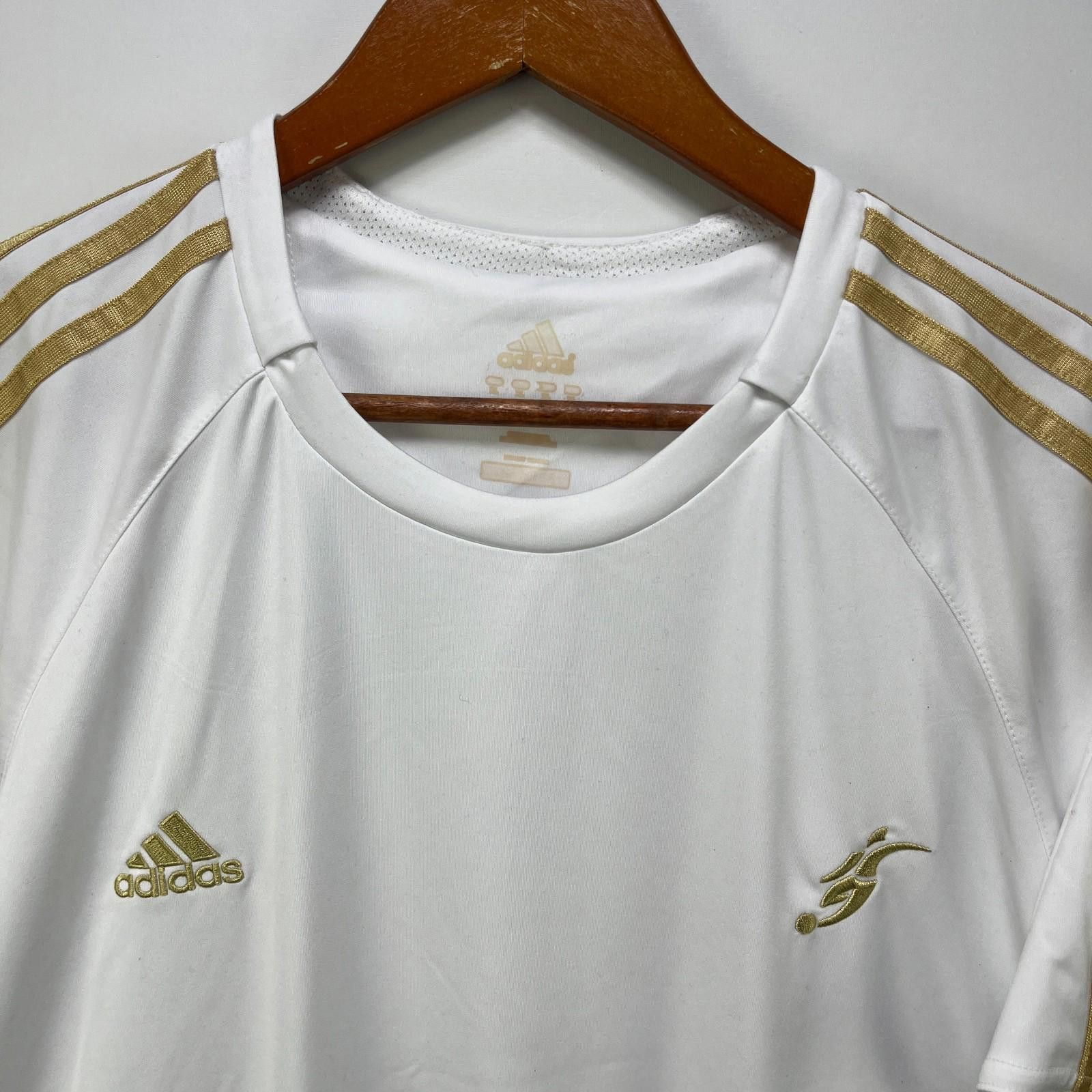 Adidas Vintage Adidas Training Jersey White Gold Soccer Shirt XL Size ONE SIZE - 3 Thumbnail