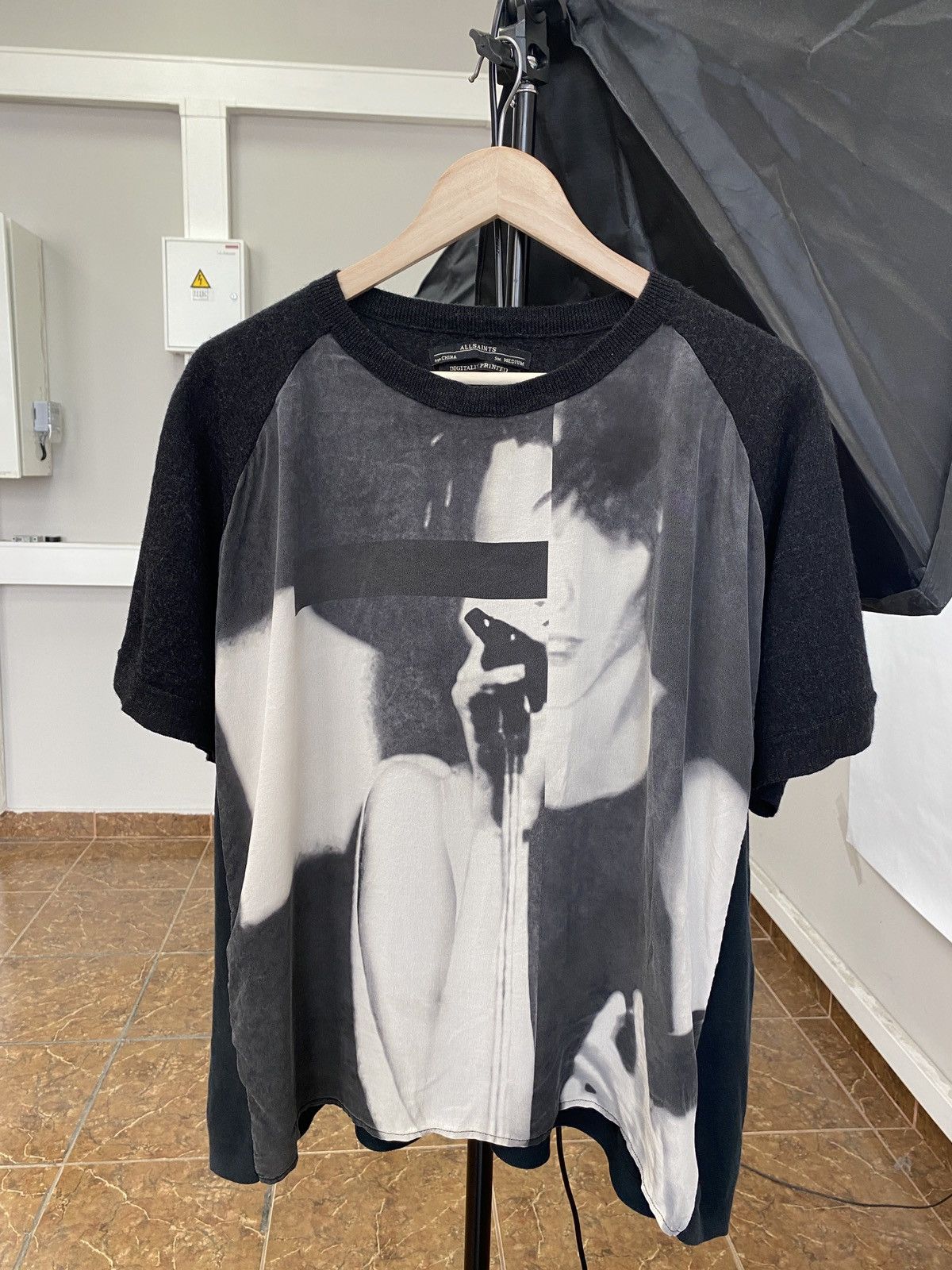 Allsaints Y2K Allsaints Bjork Style Silk Wool T-Shirt Rare Retro Hype Size M / US 6-8 / IT 42-44 - 1 Thumbnail