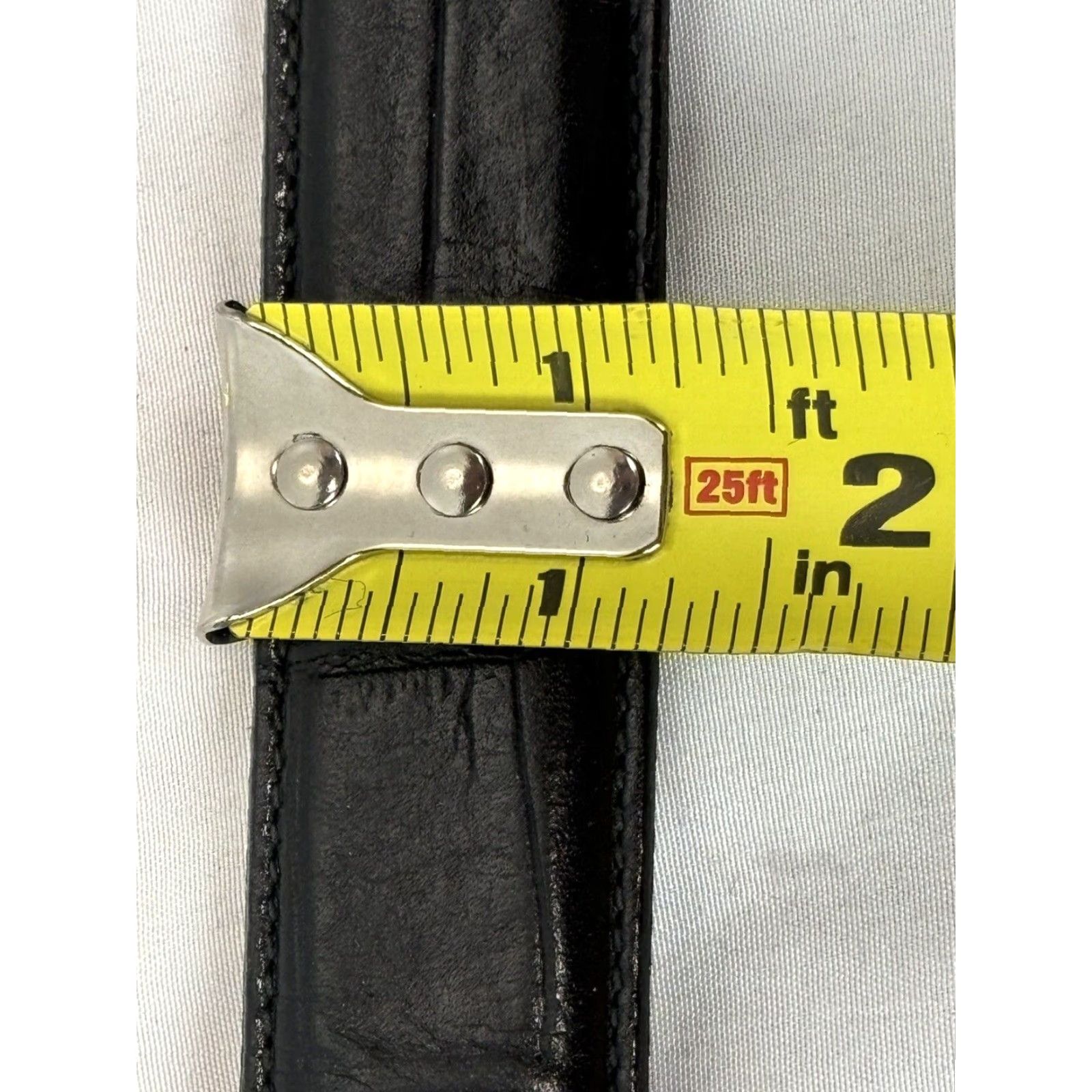 Vintage VINTAGE Trafalgar Croc Embossed Leather Belt 40 Black Made in USA Mens Size 40 - 8 Thumbnail
