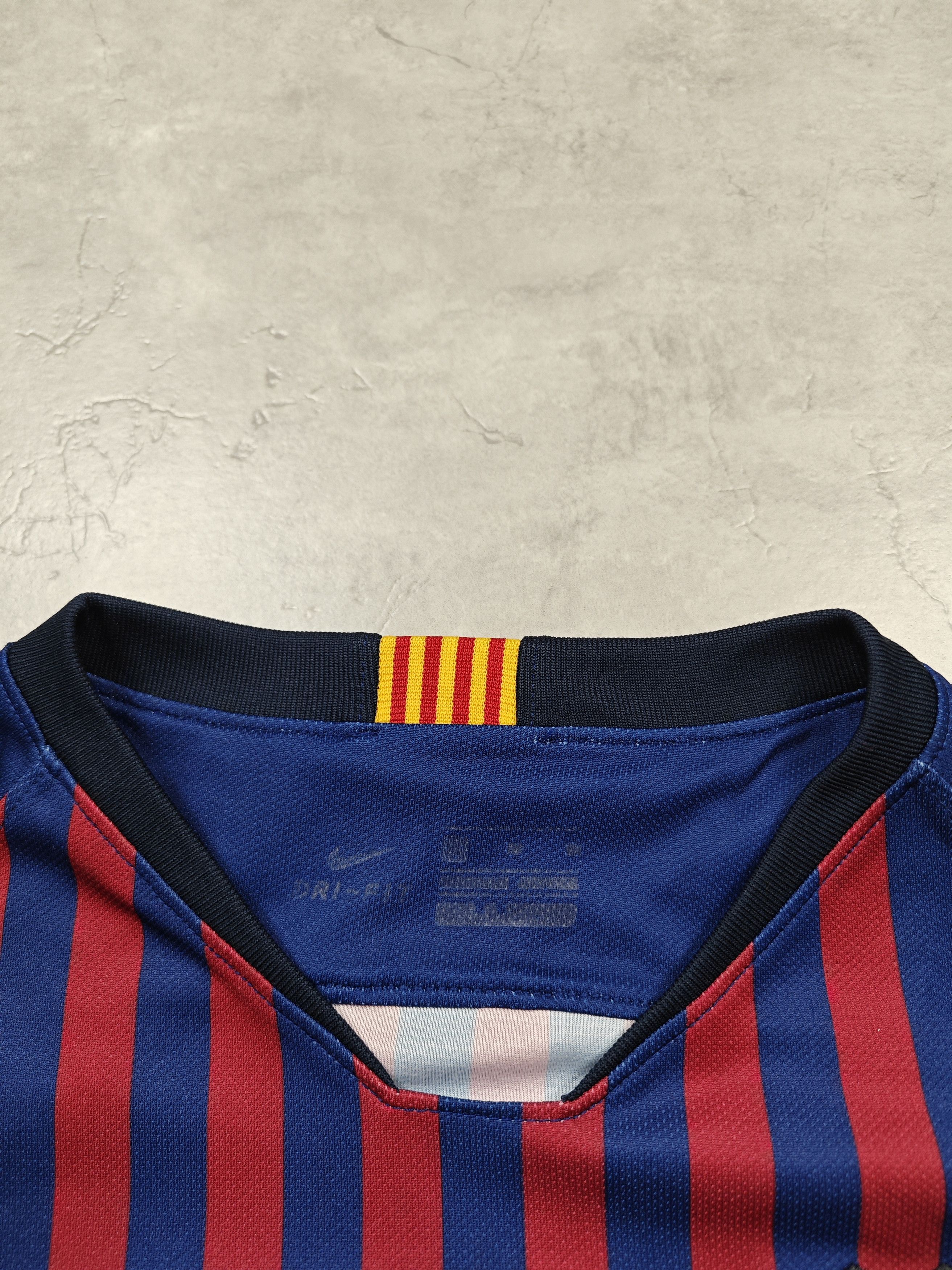 Nike Barcelona Size US XS / EU 42 / 0 - 5 Thumbnail