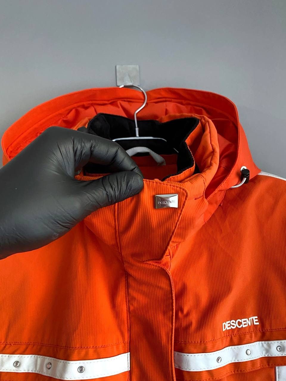 Descente Descente Women's Orange Ski Jacket, Size M Size M / US 6-8 / IT 42-44 - 7 Thumbnail