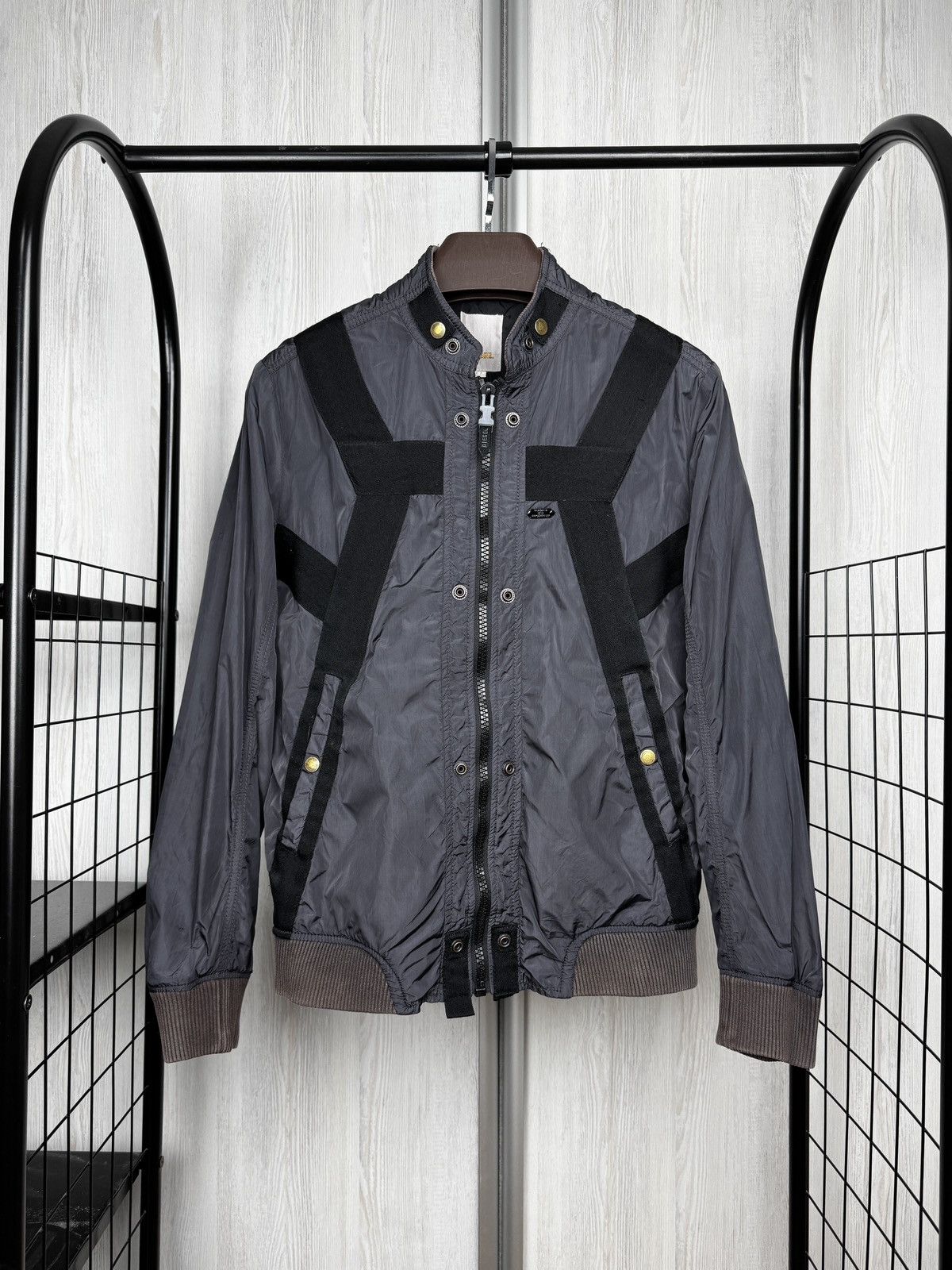 Diesel Rare Vintage DIESEL Strapped Nylon Parachute Bomber Jckt Y2K Size US S / EU 44-46 / 1 - 1 Thumbnail