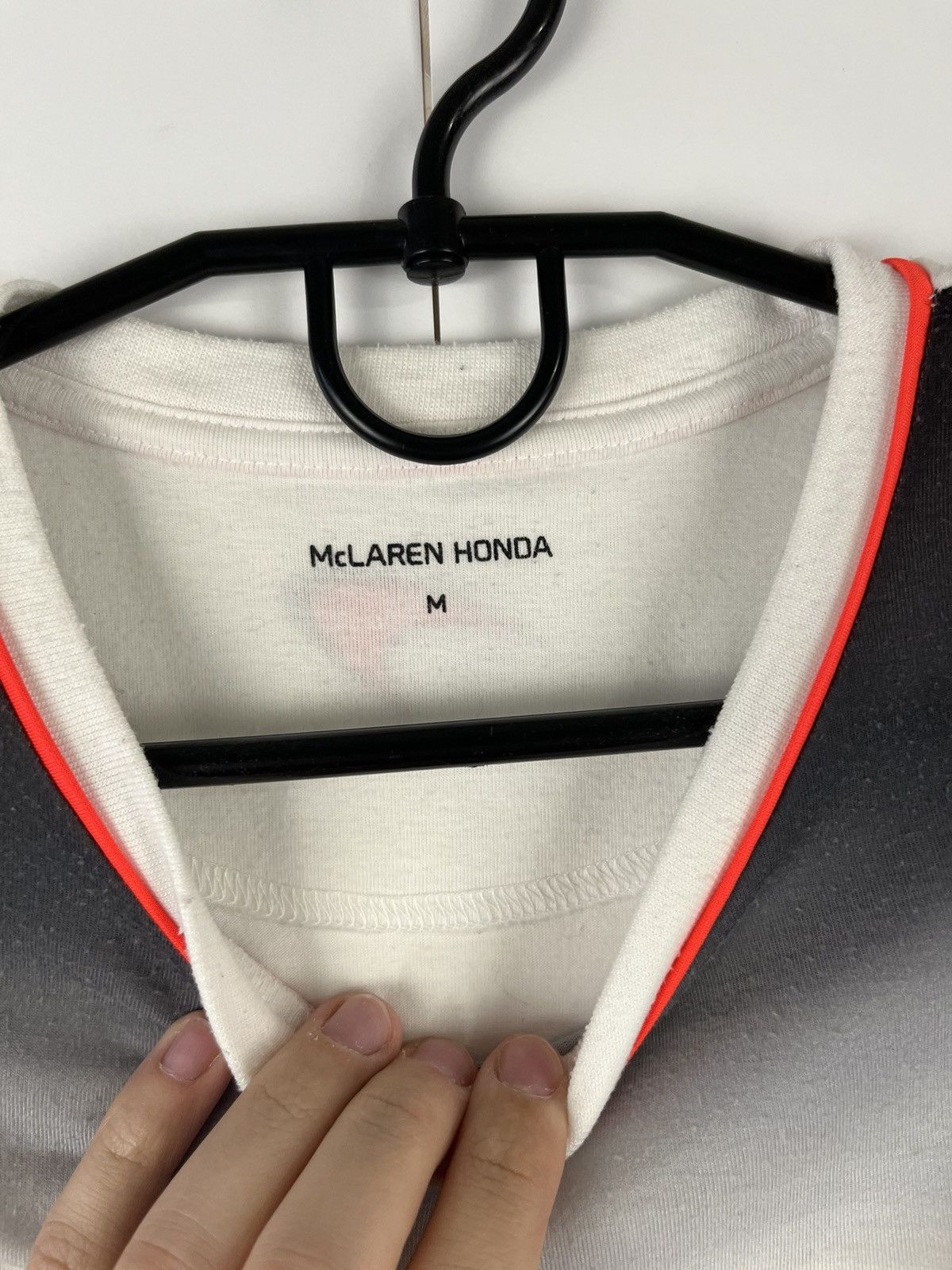 Formula 1 Honda McLaren Formula 1 F1 Vintage Button 22 Tee Shirt Size US M / EU 48-50 / 2 - 6 Thumbnail