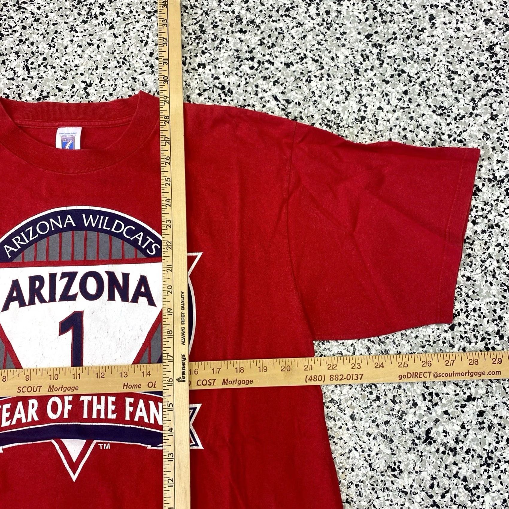 Logo 7 VINTAGE Logo 7 T-Shirt Red 90s Arizona Wildcats Basketball Short Sleeve XL Mens Graphic Print Logo 90s Size US XL / EU 56 / 4 - 2 Thumbnail
