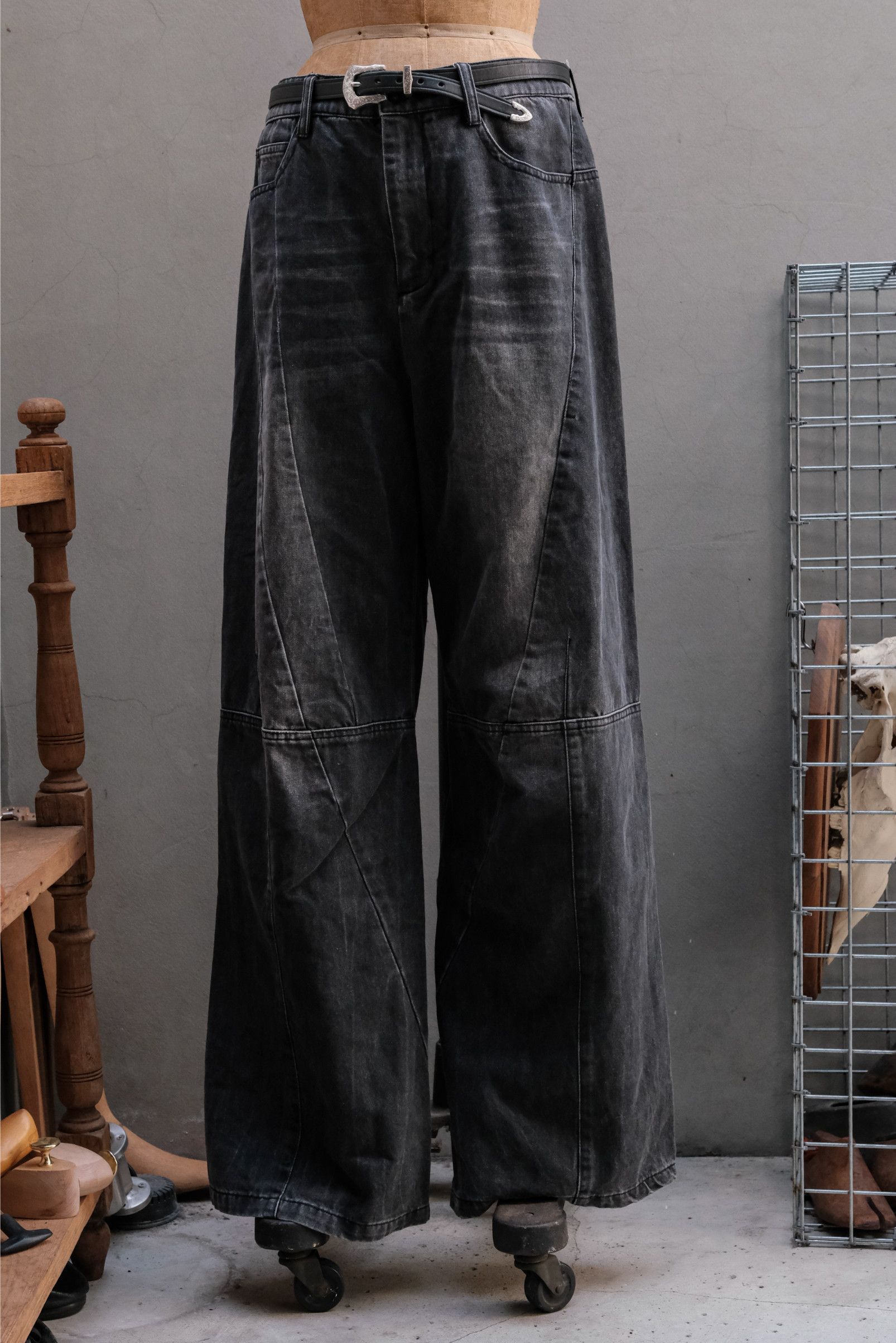 Professor.E Professor.E 23SS | Curved Panel Denim pant Size US 30 / EU 46 - 1 Thumbnail