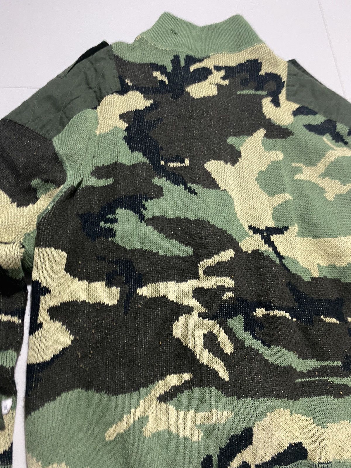 Japanese Brand Vintage Trashed Camo Military Knit Zip Jacket - L Size US L / EU 52-54 / 3 - 6 Thumbnail