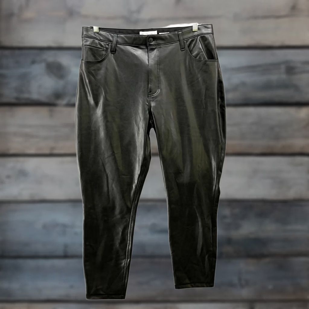 Abercrombie & Fitch Abercrombie & Fitch Skinny Pants Womens Black High Rise 33 / 16 Vegan Leather Size 24" / US 00 / IT 34 - 1 Thumbnail