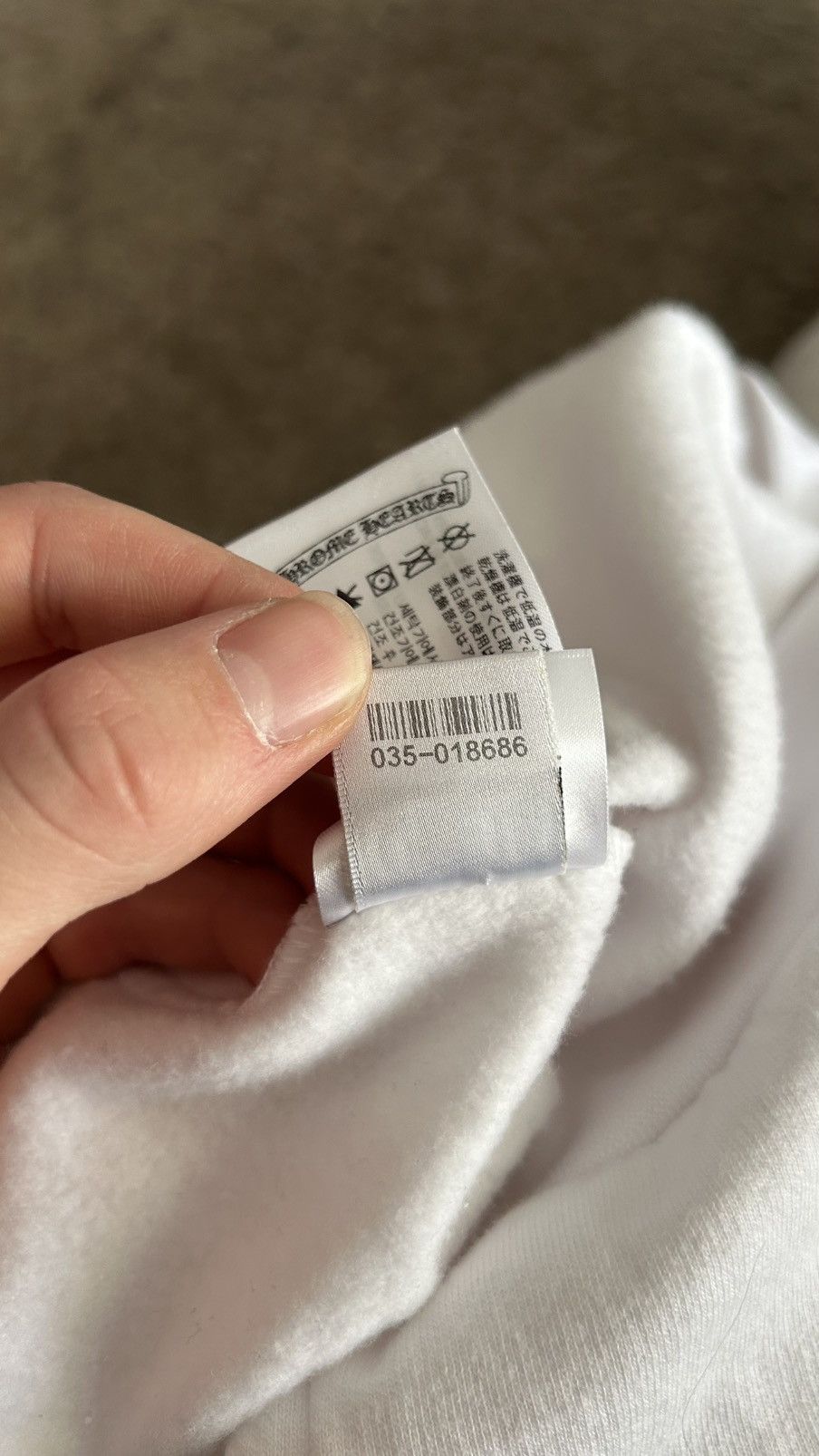 Chrome Hearts Chrome Hearts White Vertical Logo Hoodie Size US M / EU 48-50 / 2 - 15 Thumbnail