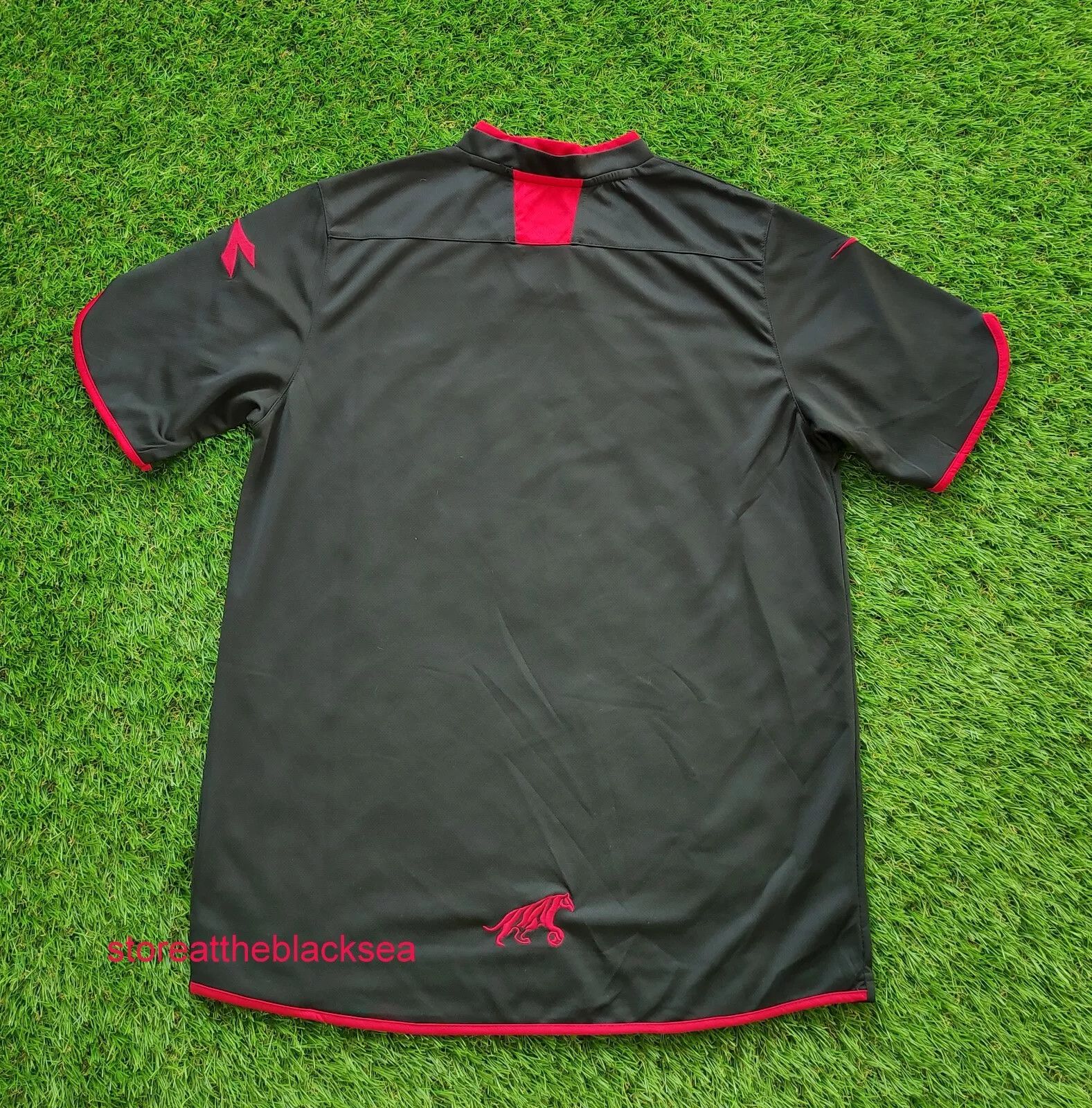 Diadora Nordsjaelland FOOTBALL SOCCER JERSEY BLACK DIADORA MEN Size US M / EU 48-50 / 2 - 5 Thumbnail