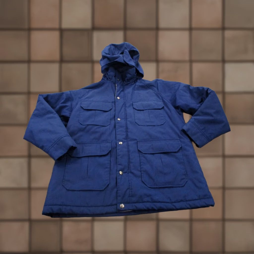 Vintage Woolrich Jacket Womens L Blue Puffer Outdoor Vintage USA Made Woolrich Jacket Womens L Blue Puffer Outdoor Vintage USA Made Size L / US 10 / IT 46 - 1 Thumbnail