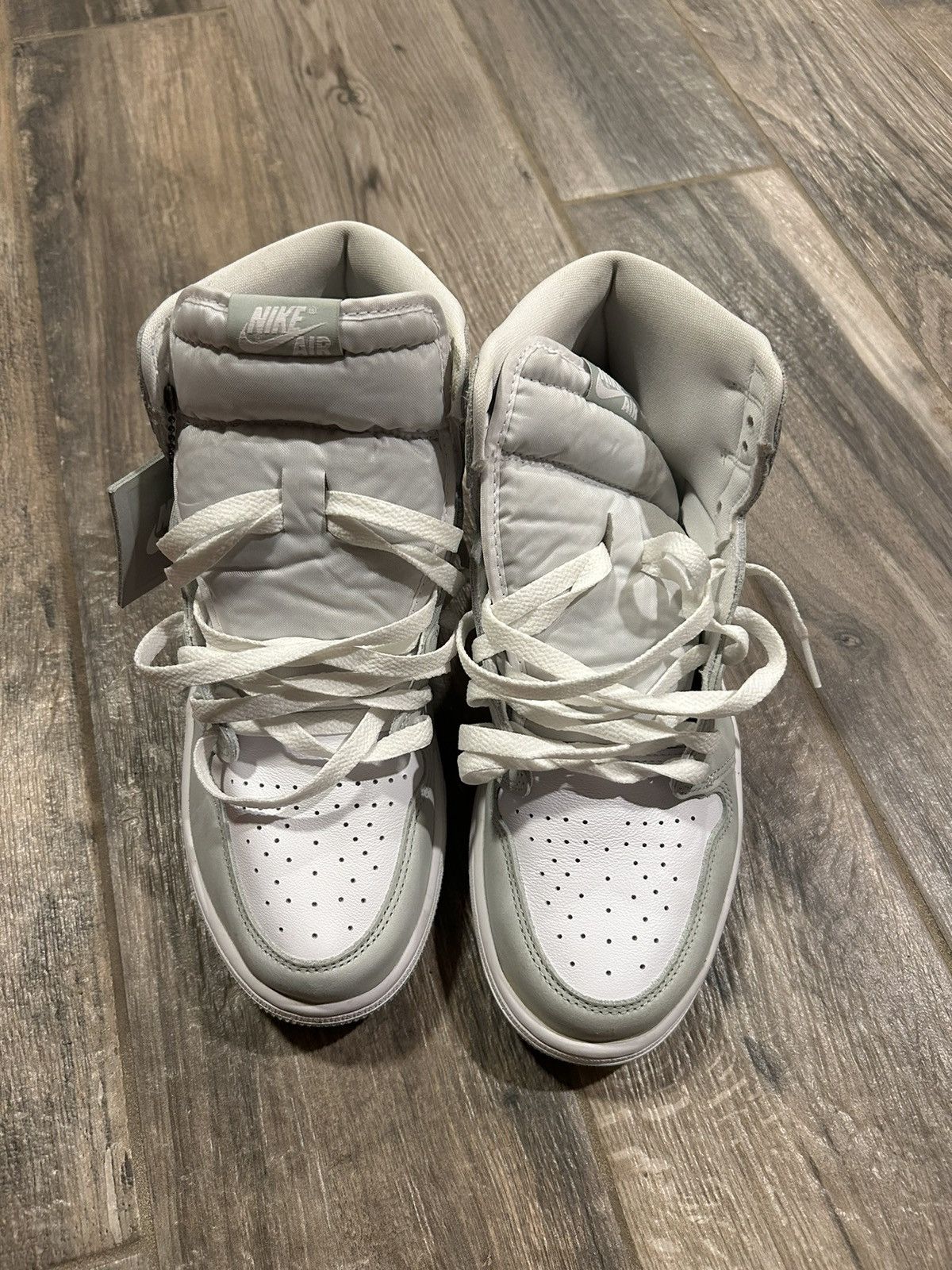 Nike 2021 Jordan 1 Retro High OG Seafoam (women’s) Size US 10.5 / IT 40.5 - 2 Thumbnail